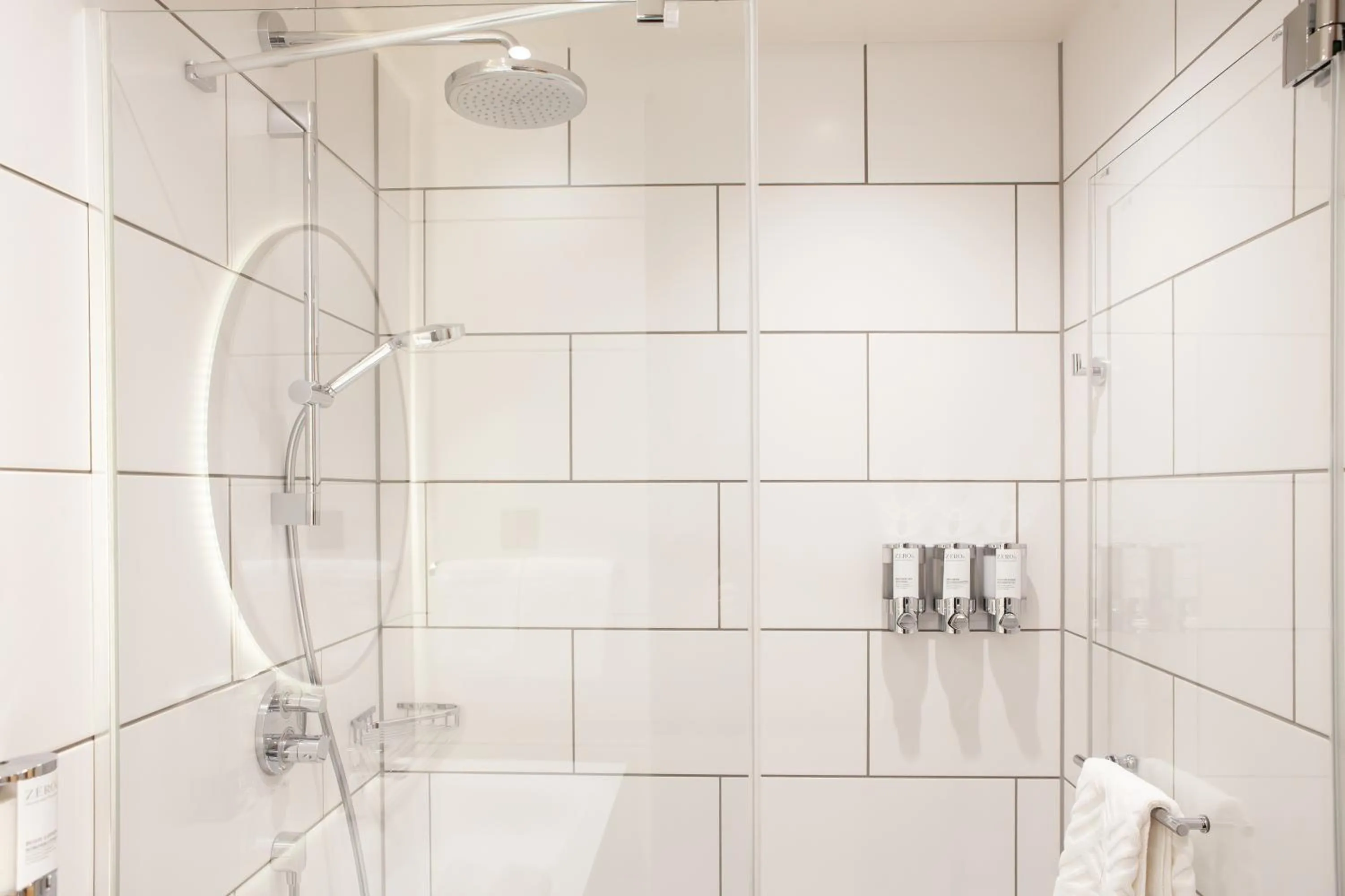 Bathroom in Hampton By Hilton Stuttgart Airport