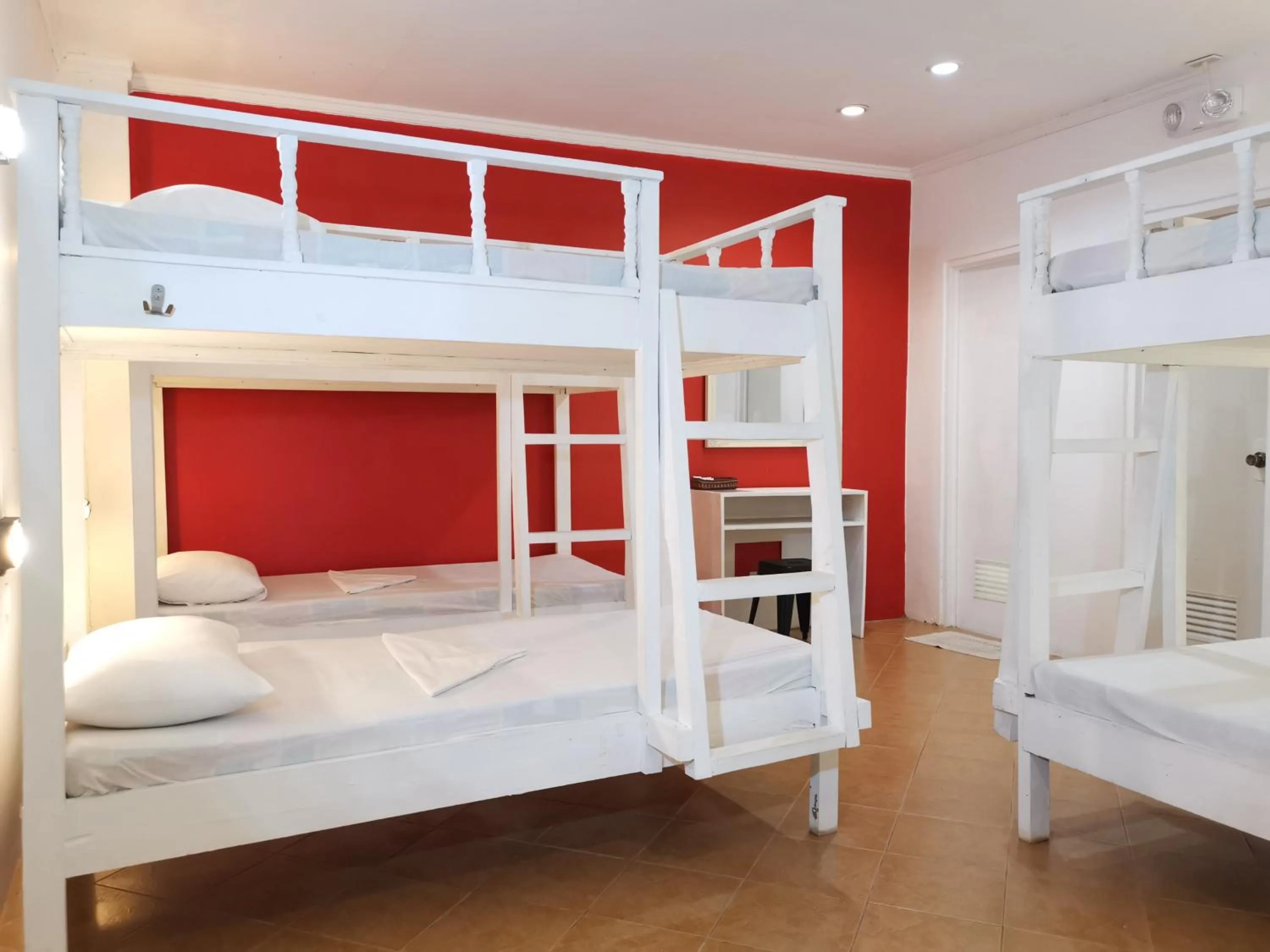 Bedroom, Bed in La Vida Hostel Samal Island