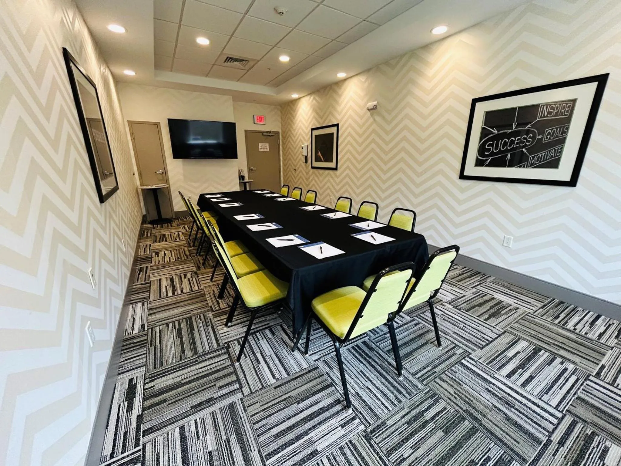 Meeting/conference room in Holiday Inn Express & Suites Shippensburg by IHG