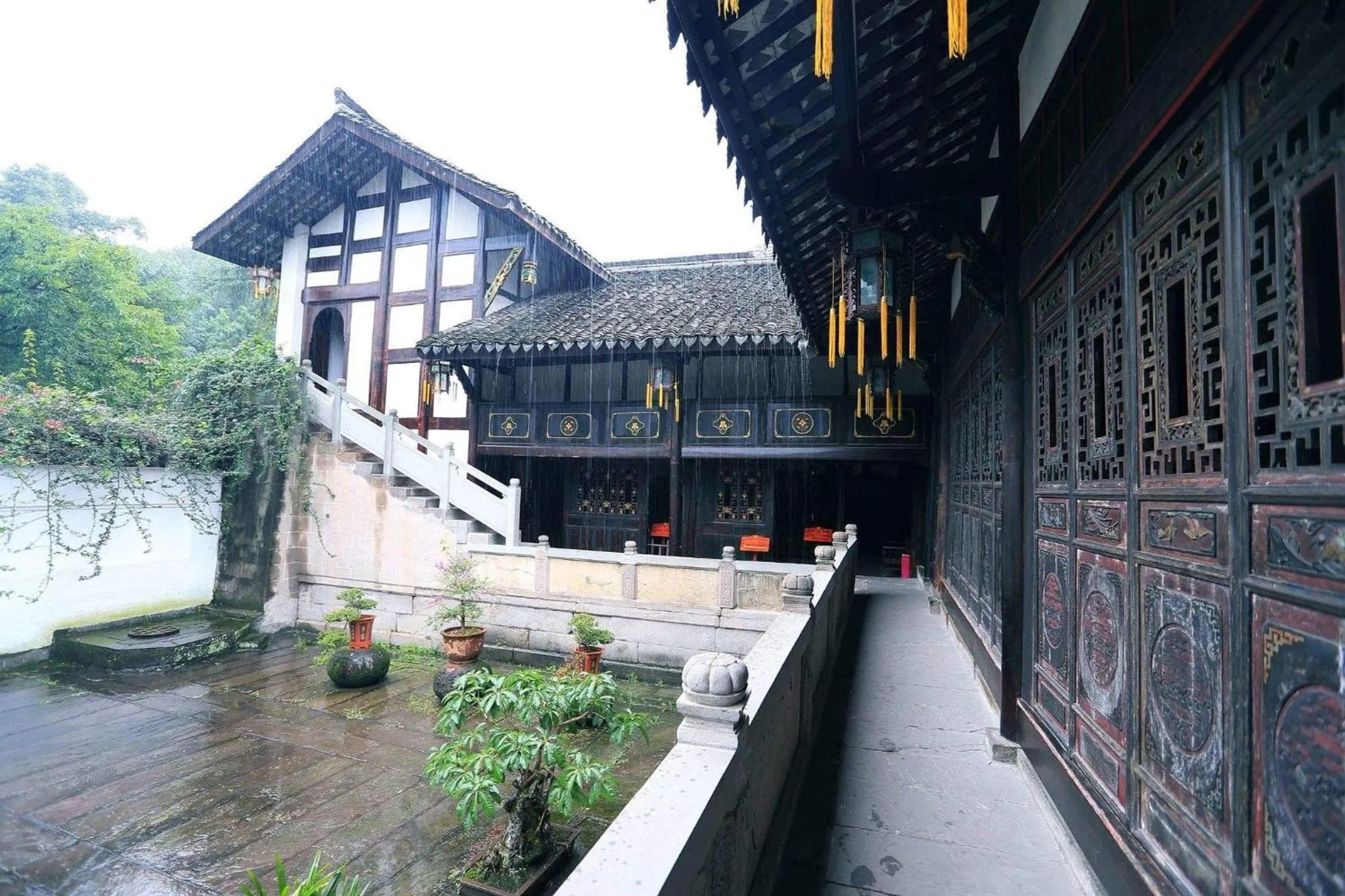 Area and facilities in Crowne Plaza Yibin by IHG