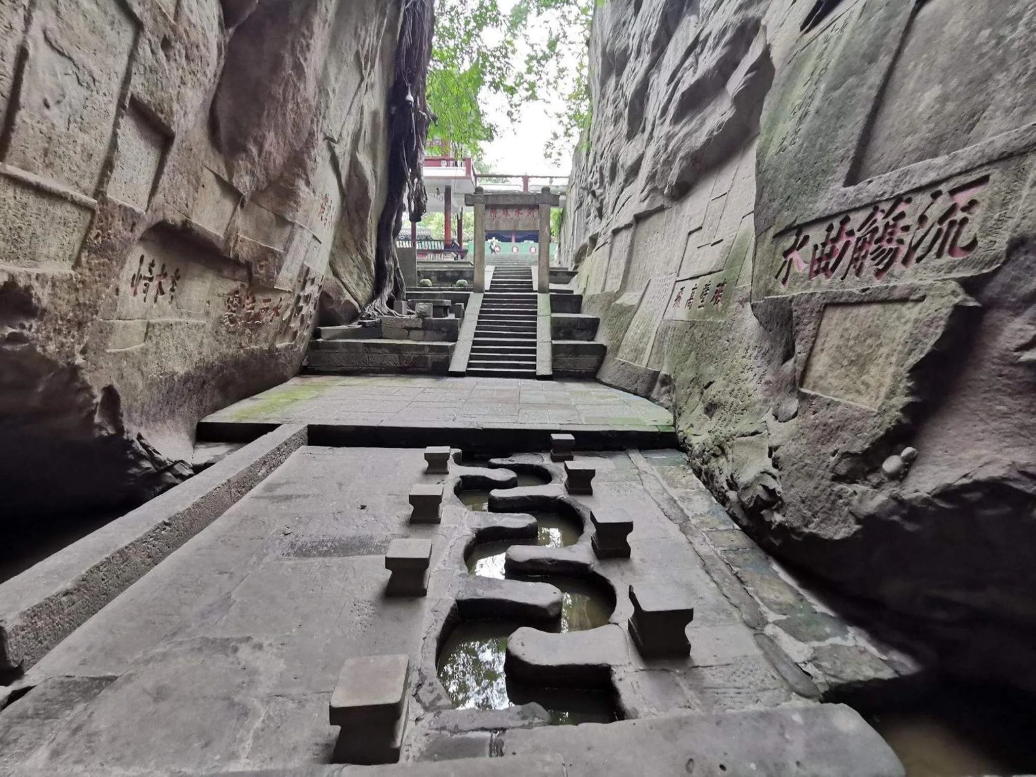 Area and facilities in Crowne Plaza Yibin by IHG