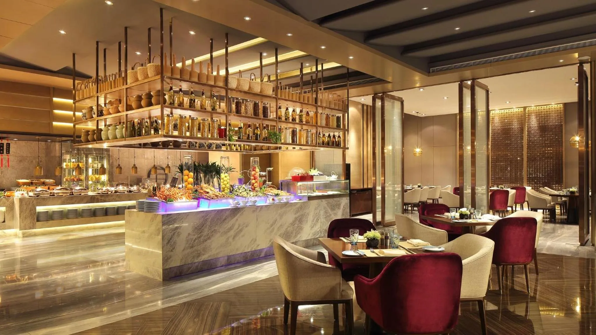 Restaurant/places to eat in Crowne Plaza Yibin by IHG