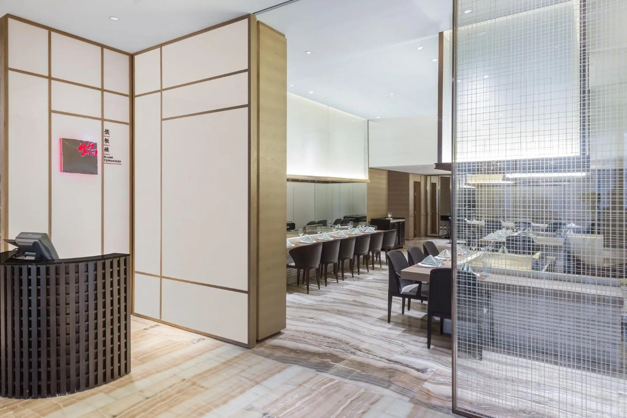 Restaurant/places to eat in Crowne Plaza Yibin by IHG