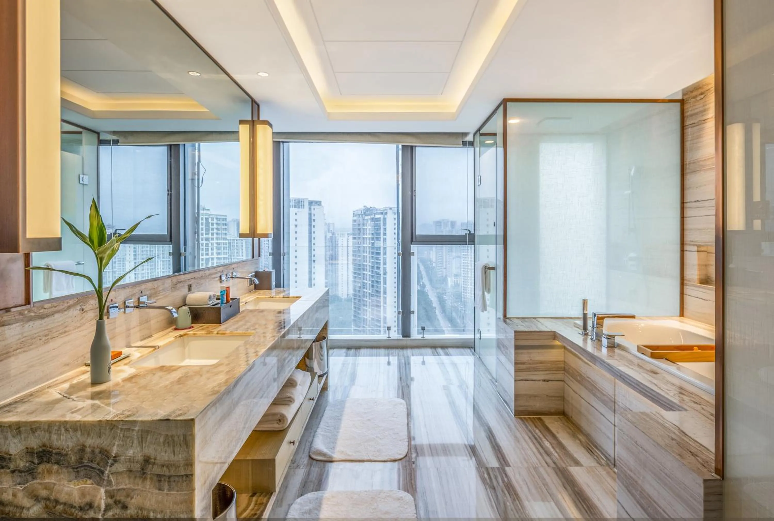 Bathroom in Crowne Plaza Yibin by IHG