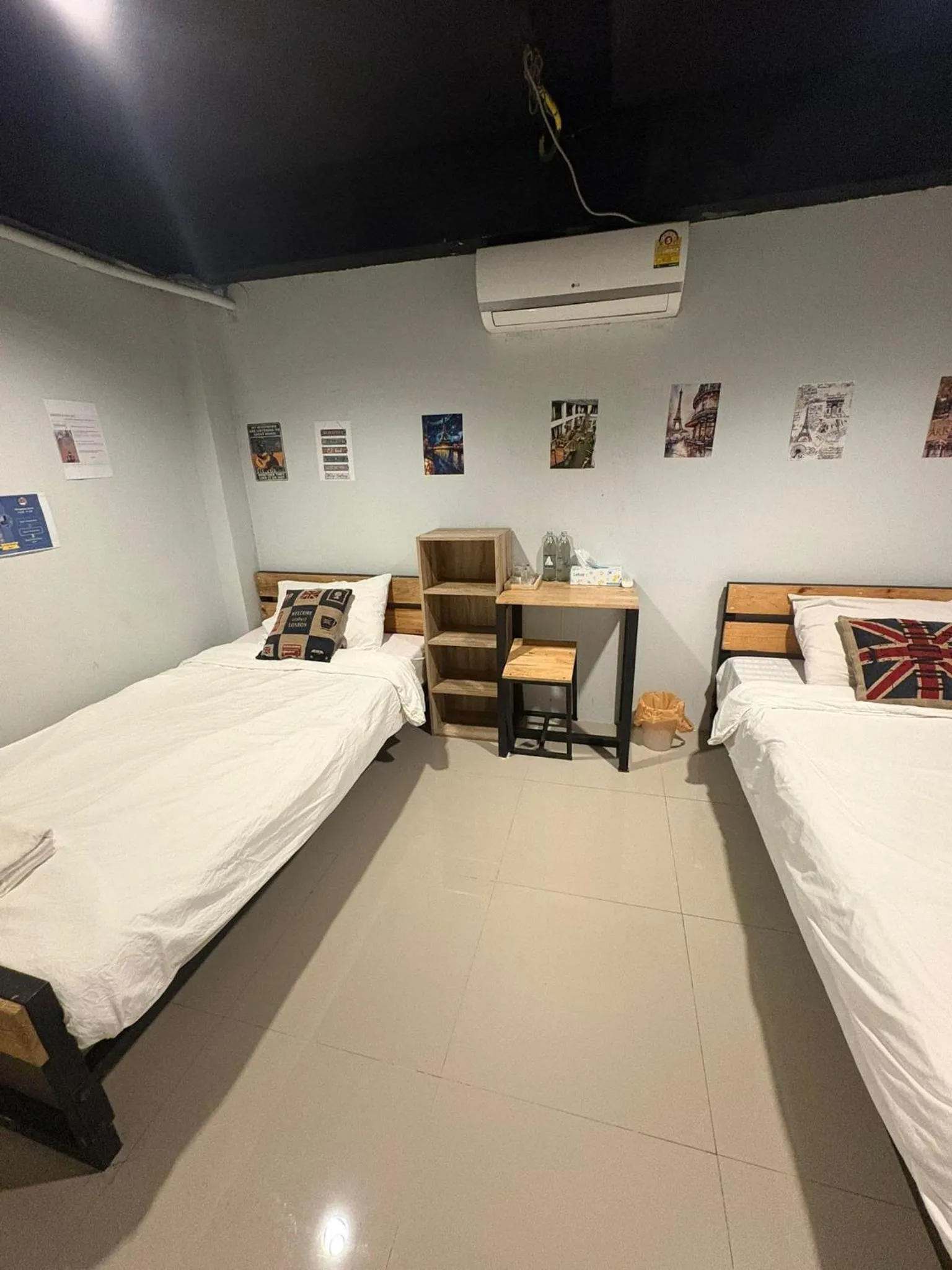 Bed in La Belle Nuit House