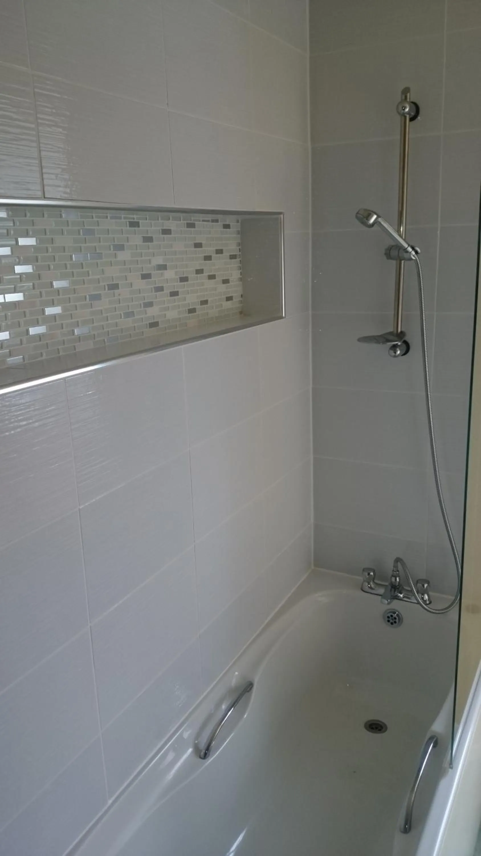 Shower in The Silverdale Hotel