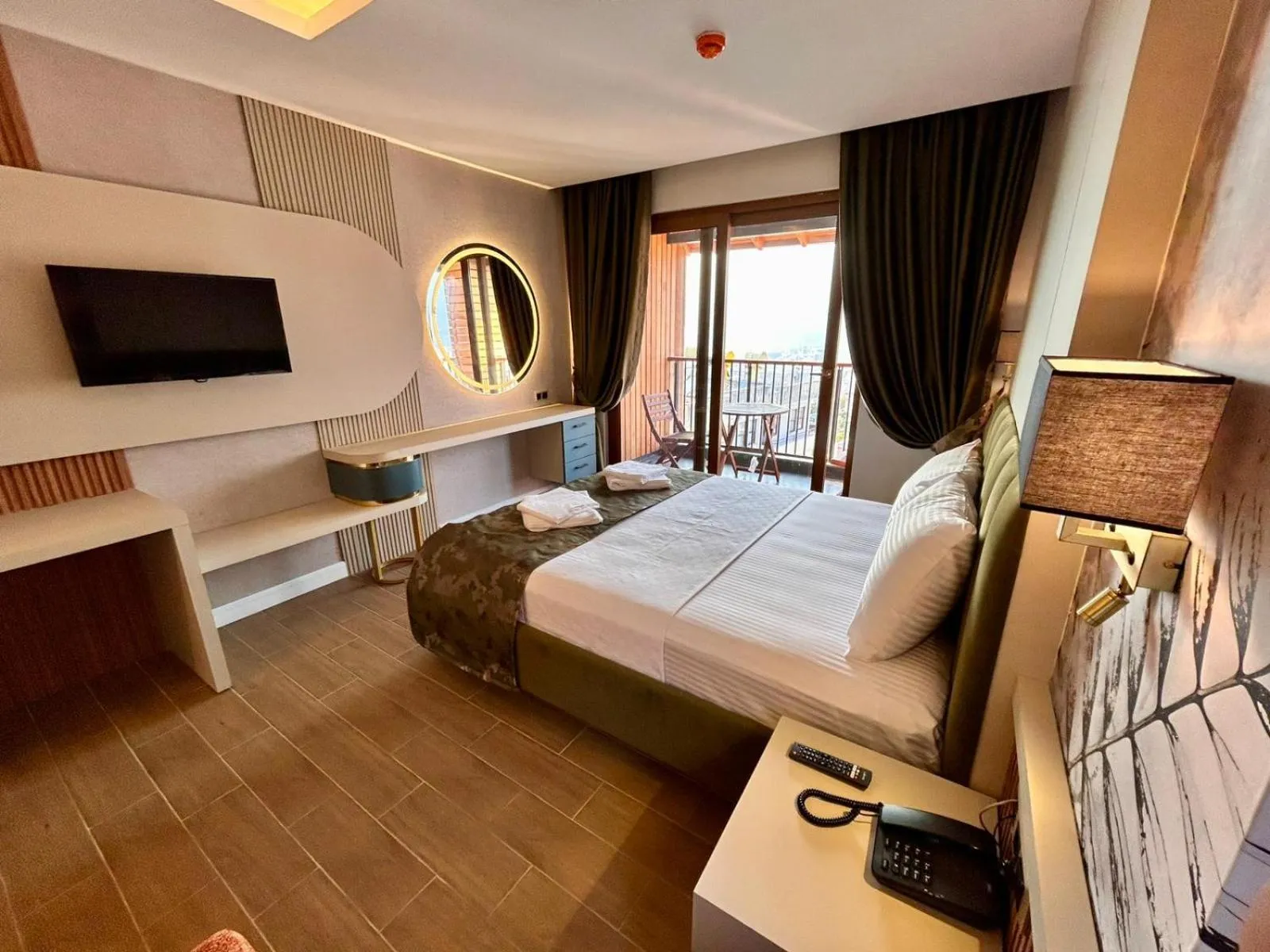 Photo of the whole room, Bed in Castello By Mediterra Hotel