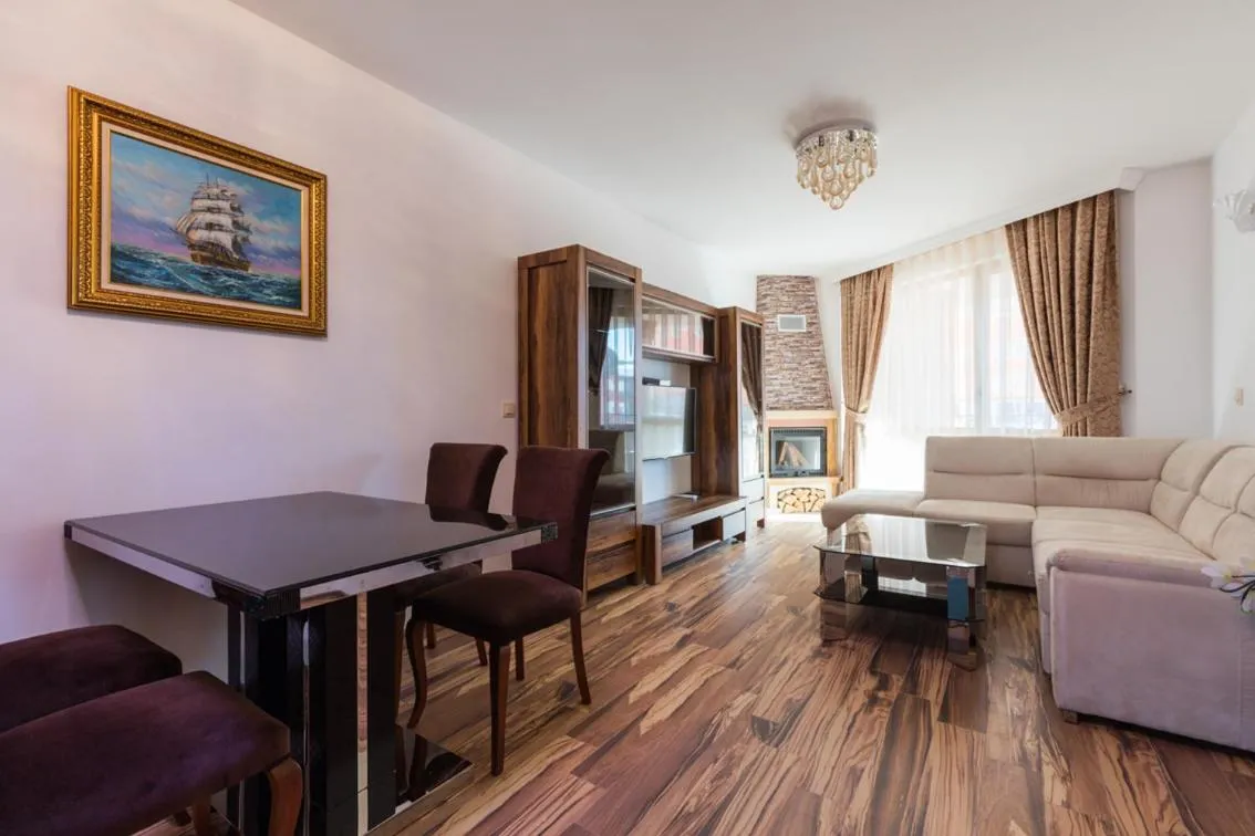 Dining area in Boutique Apart Hotel Versis