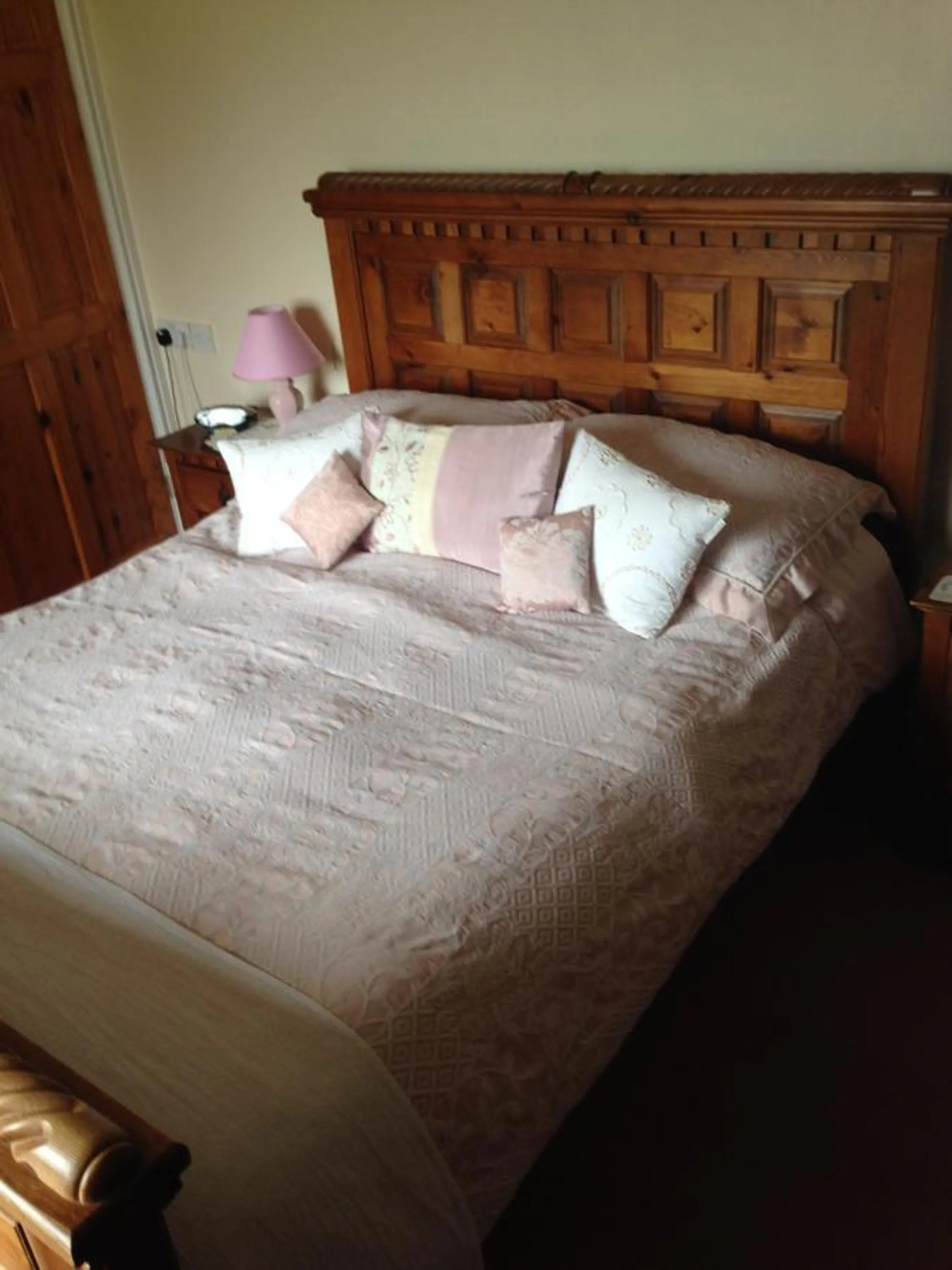 Bed in Trecorme Barton