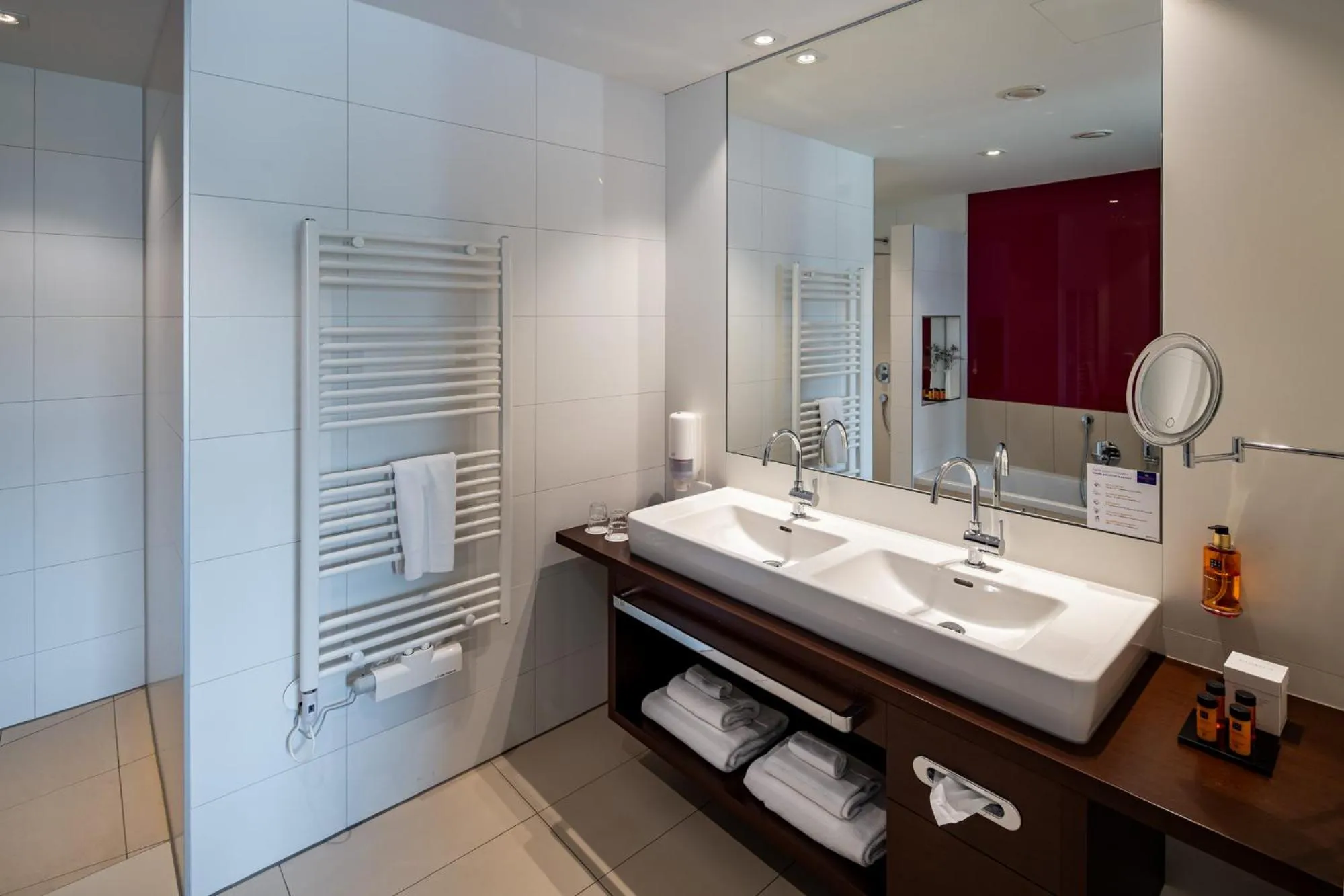 Bathroom in Hotel König Albert