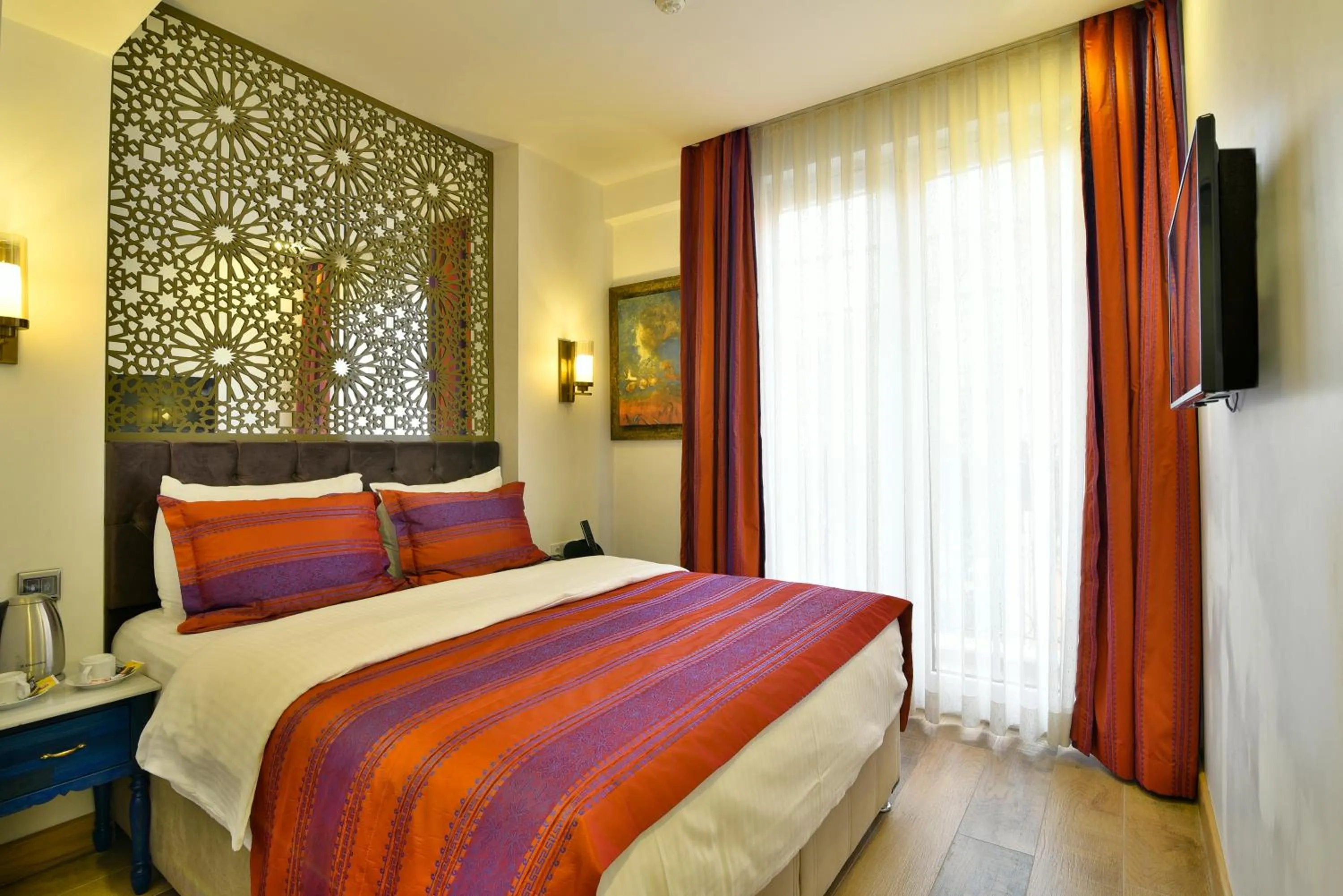 Bedroom, Bed in Istanbul Life Hotel