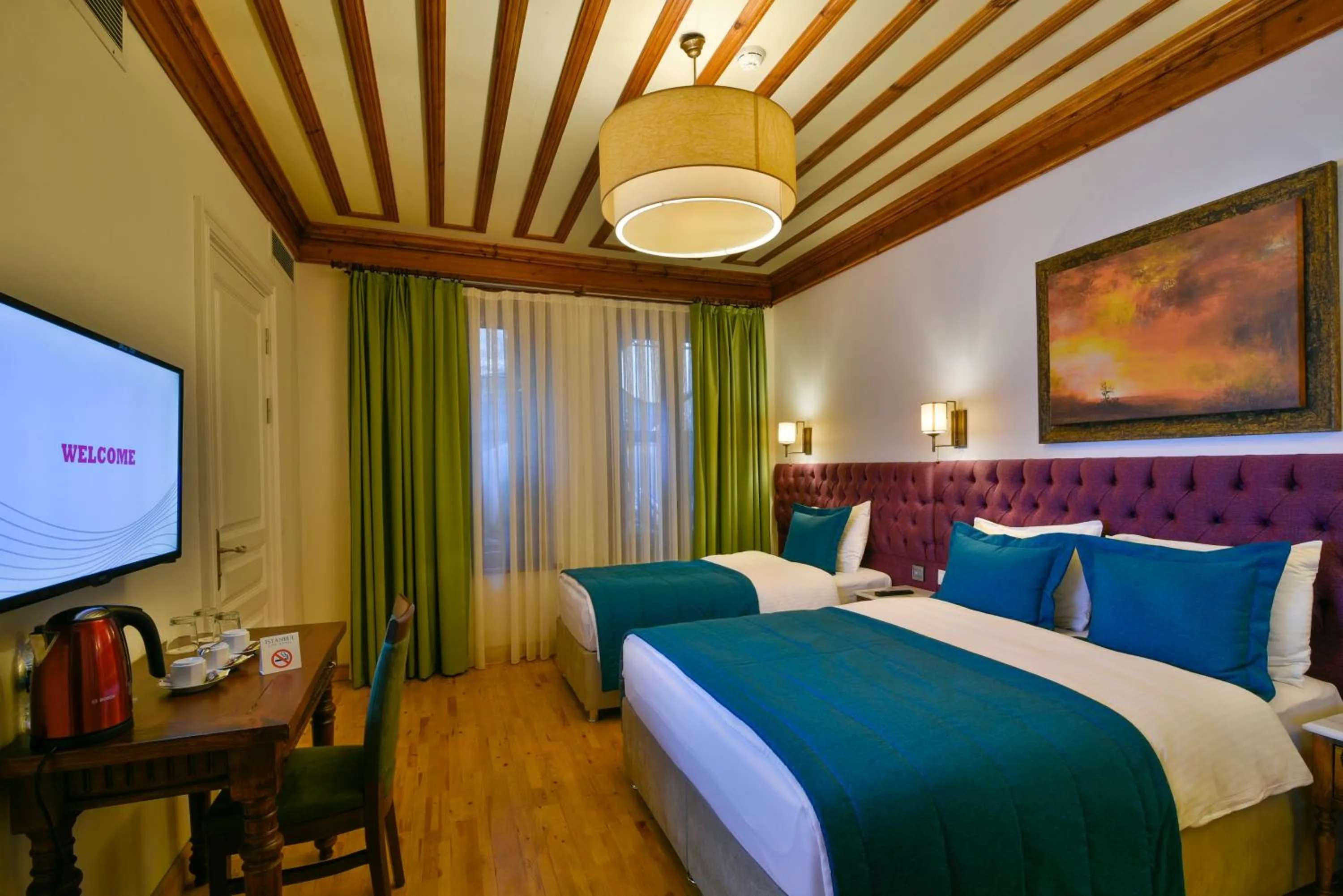 Photo of the whole room, Bed in Istanbul Life Hotel