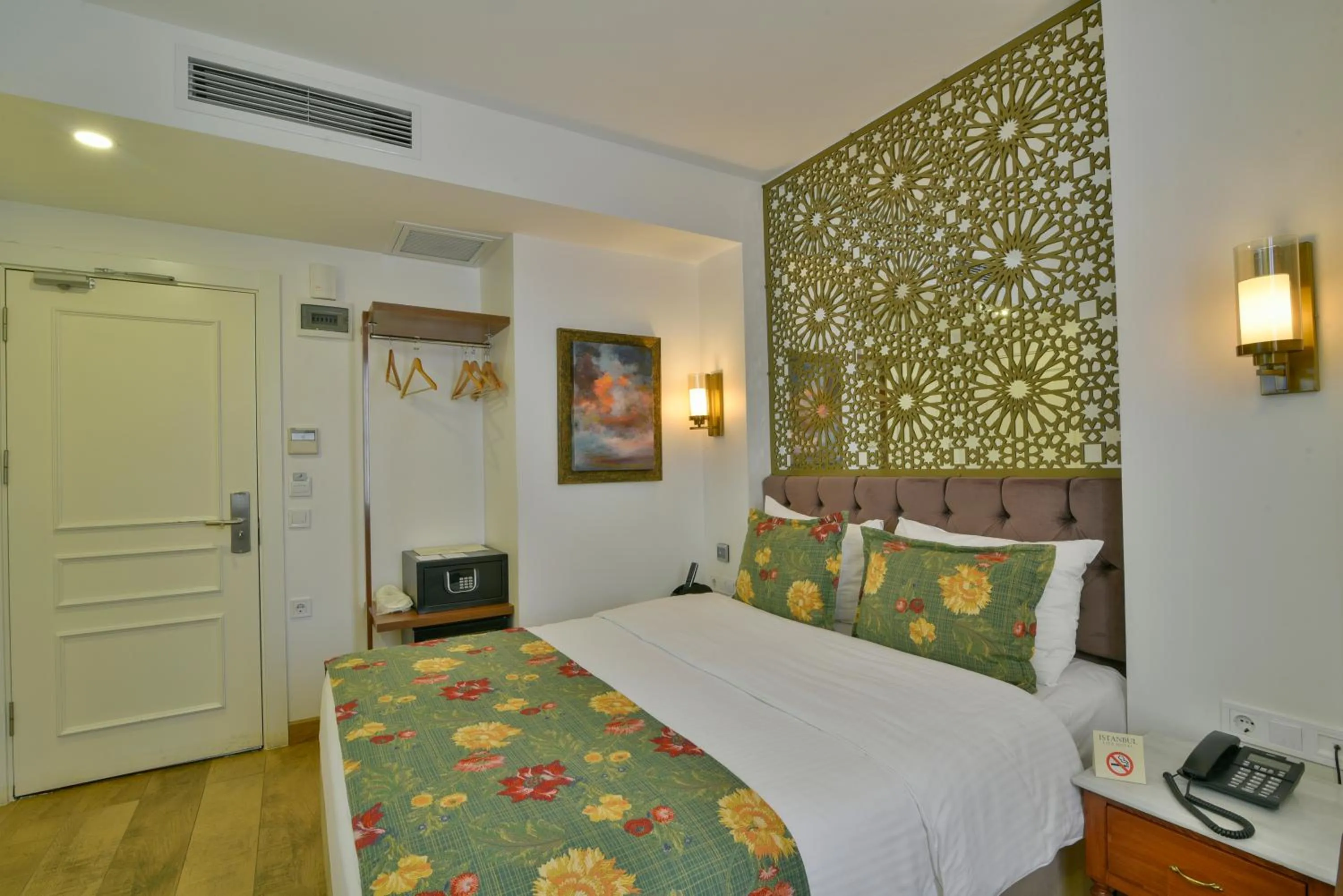 Other, Bed in Istanbul Life Hotel