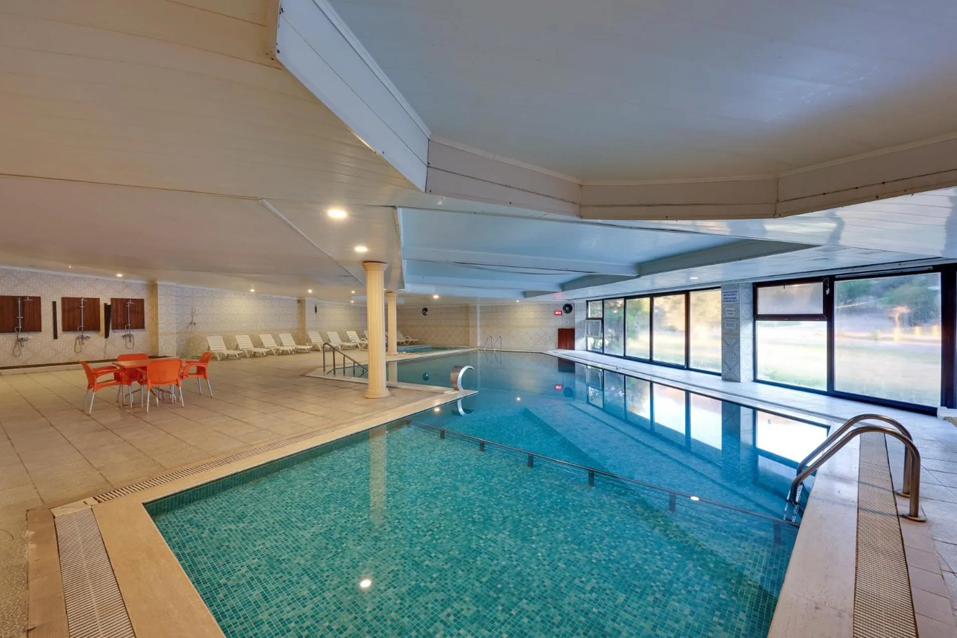 Pool view in Güre Saruhan Termal Otel