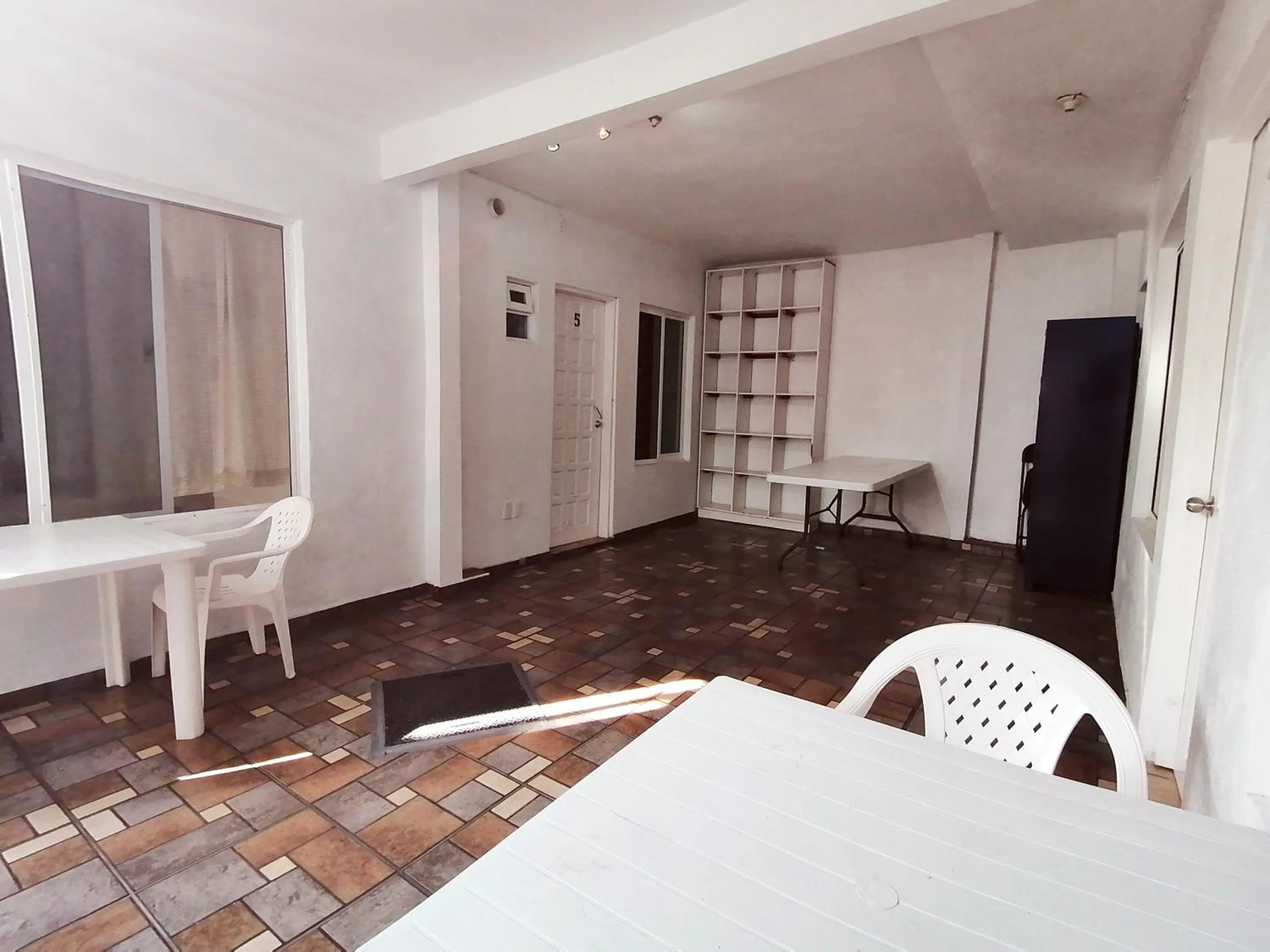 Area and facilities in Hostal Maple