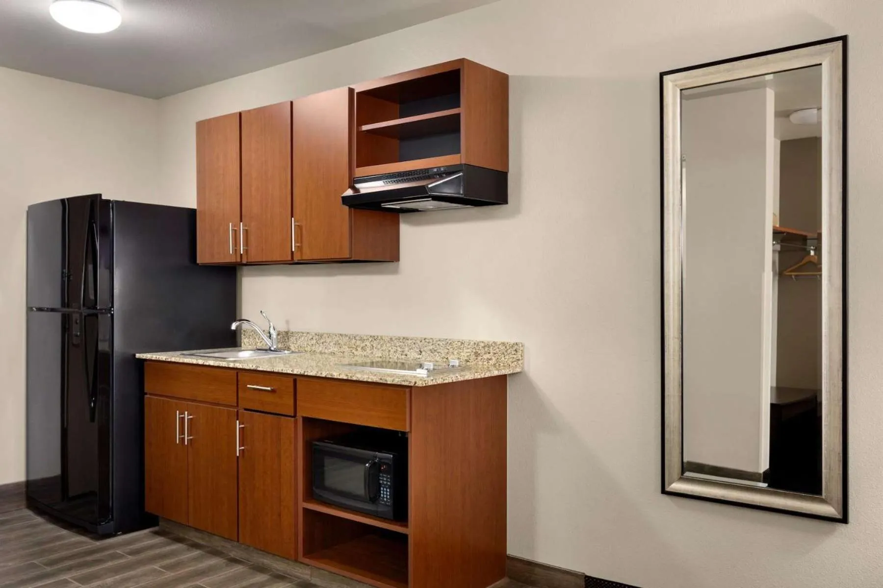 Kitchen or kitchenette in Baymont by Wyndham Glendive