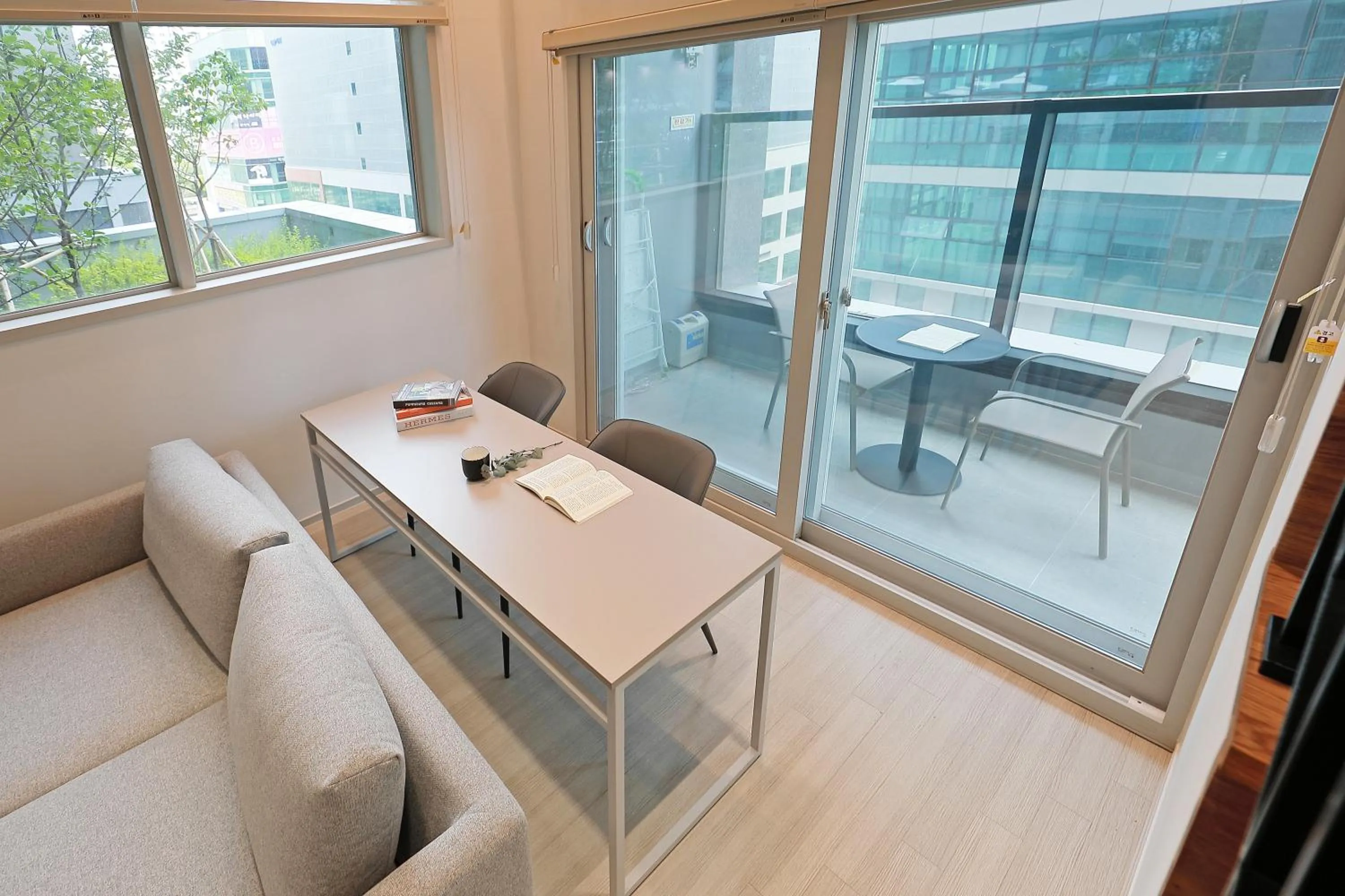 Balcony/Terrace in Sota Suite Pyeongtaek Godeok branch