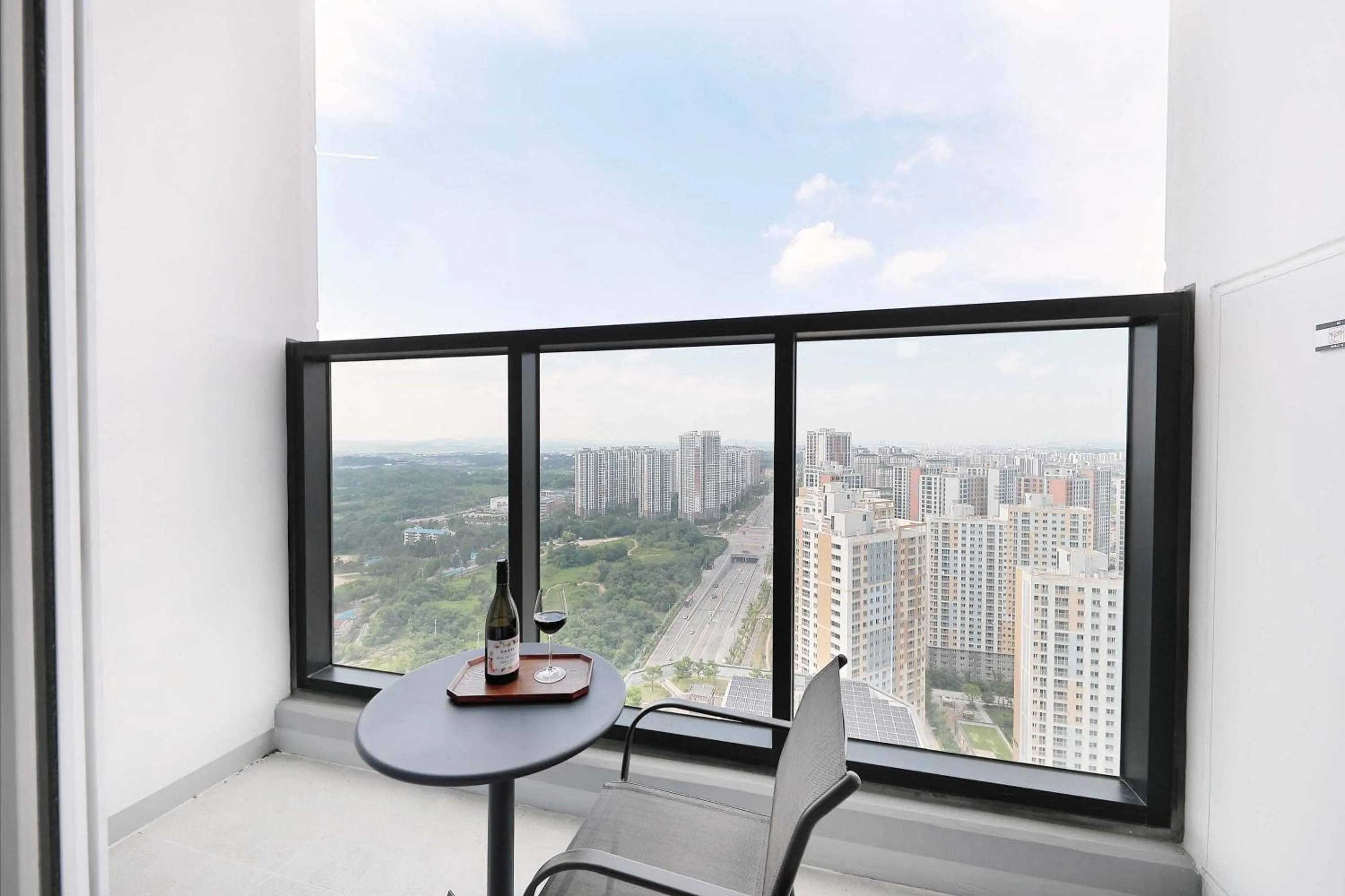 Balcony/Terrace in Sota Suite Pyeongtaek Godeok branch