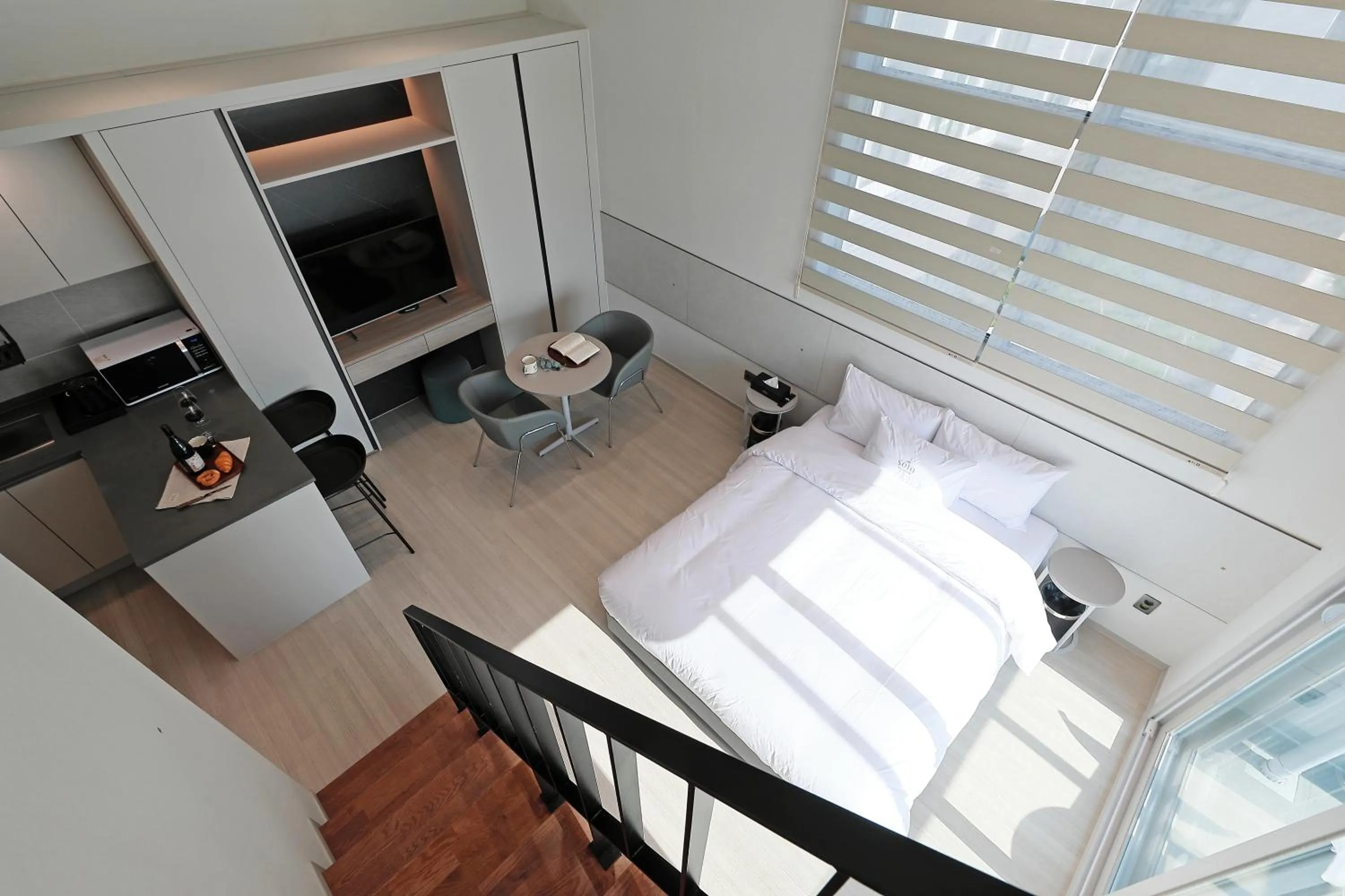 Property building, Bed in Sota Suite Pyeongtaek Godeok branch