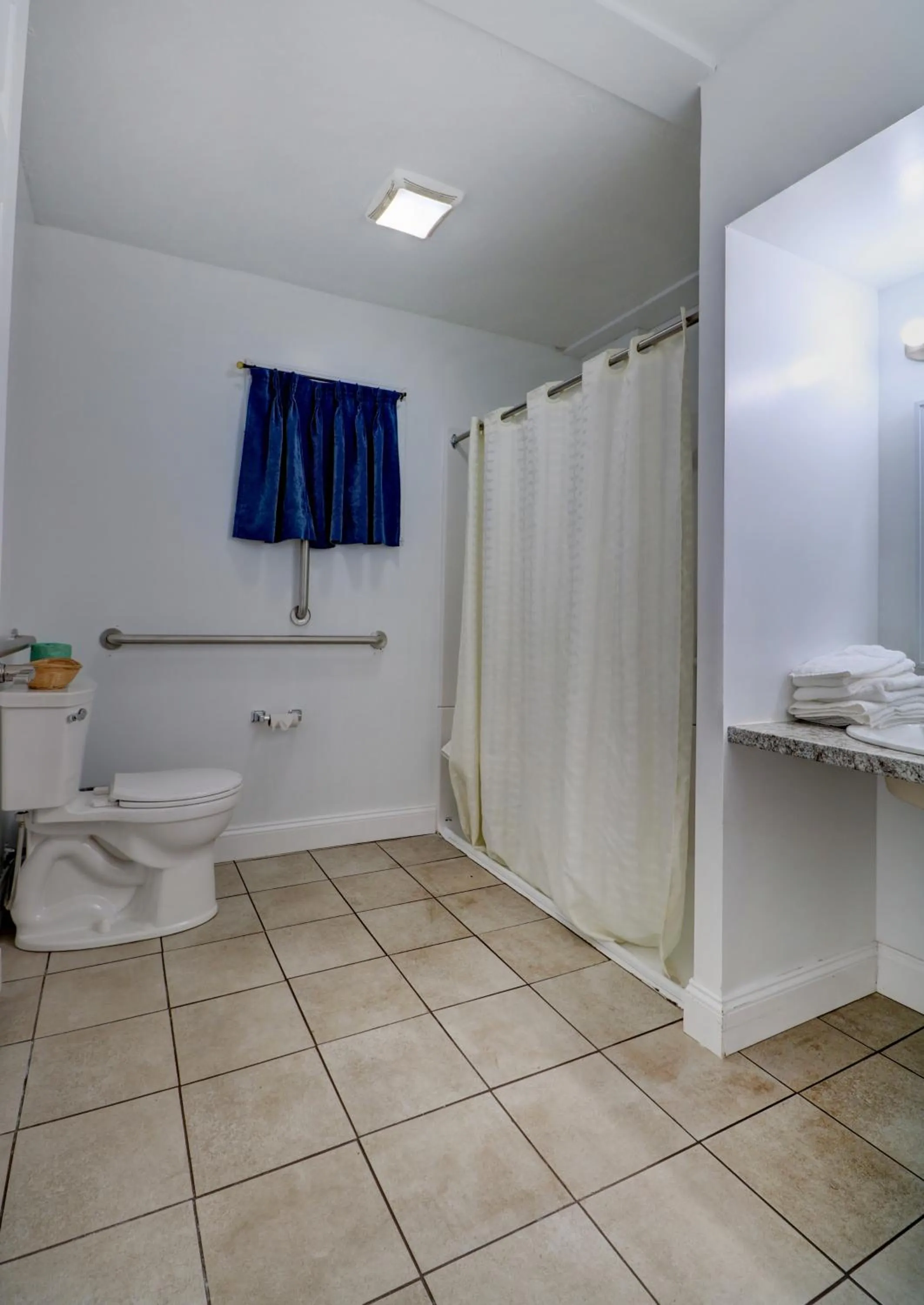 Brookside Inn & Cottages