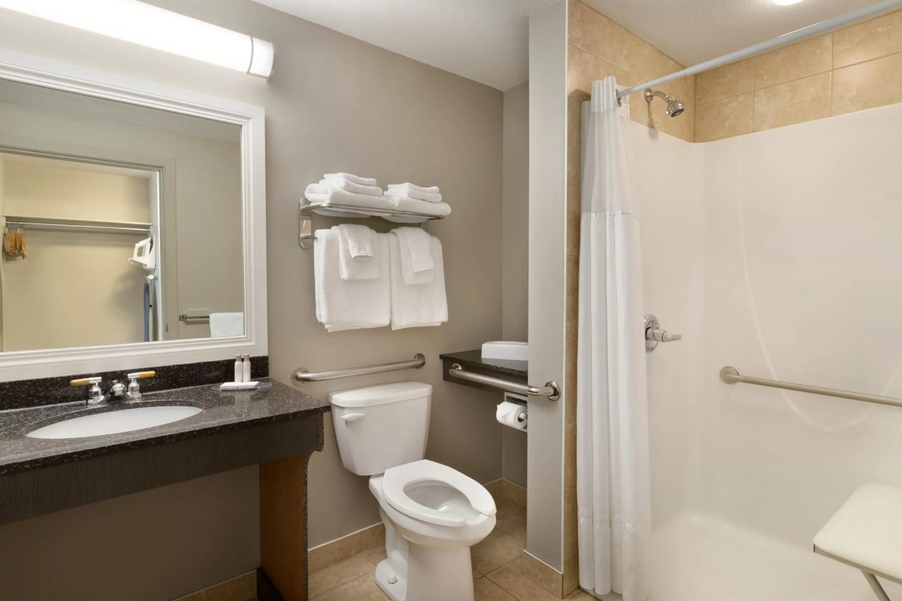 Bathroom in Travelodge by Wyndham Kindersley