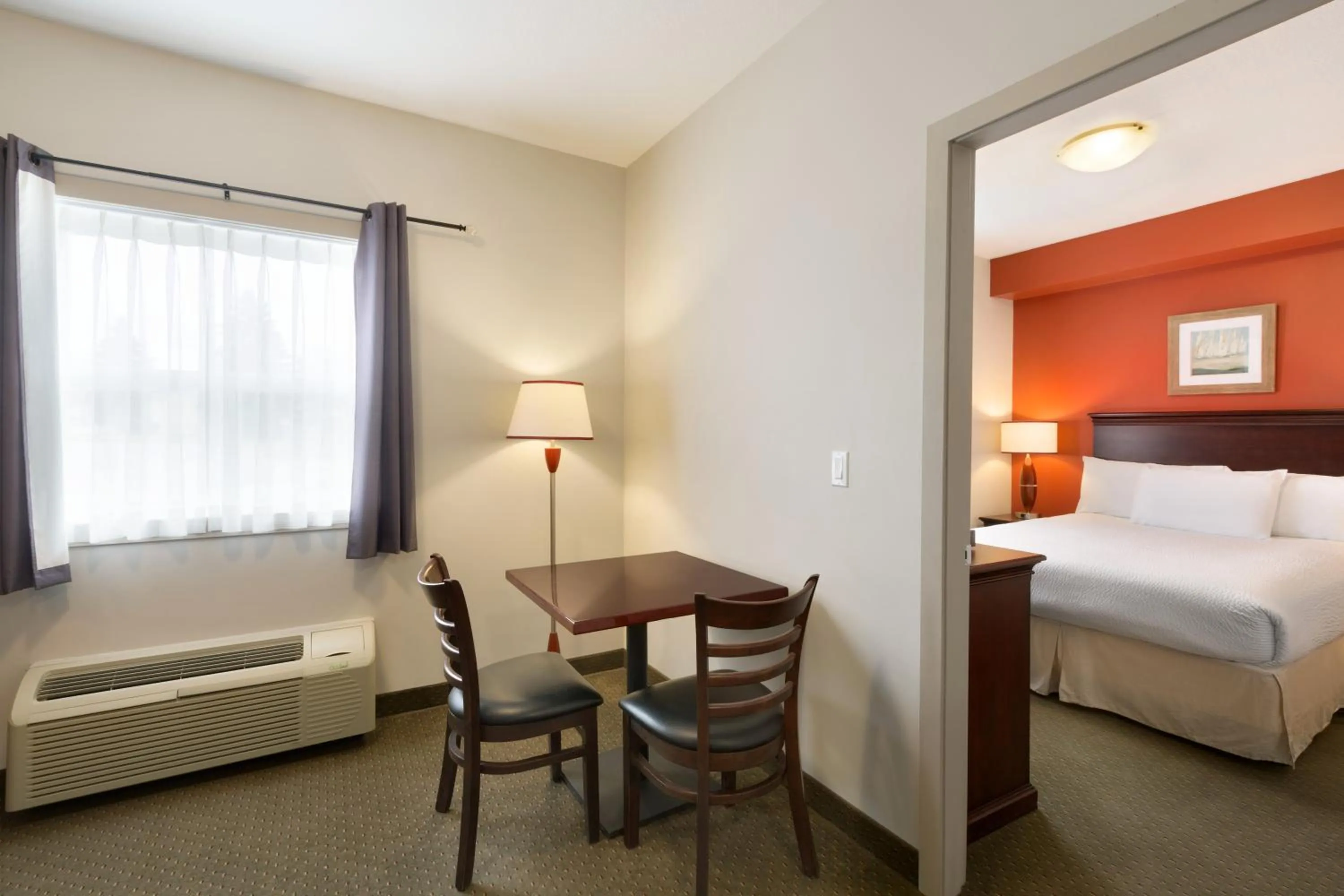 Bedroom, Bed in Travelodge by Wyndham Kindersley