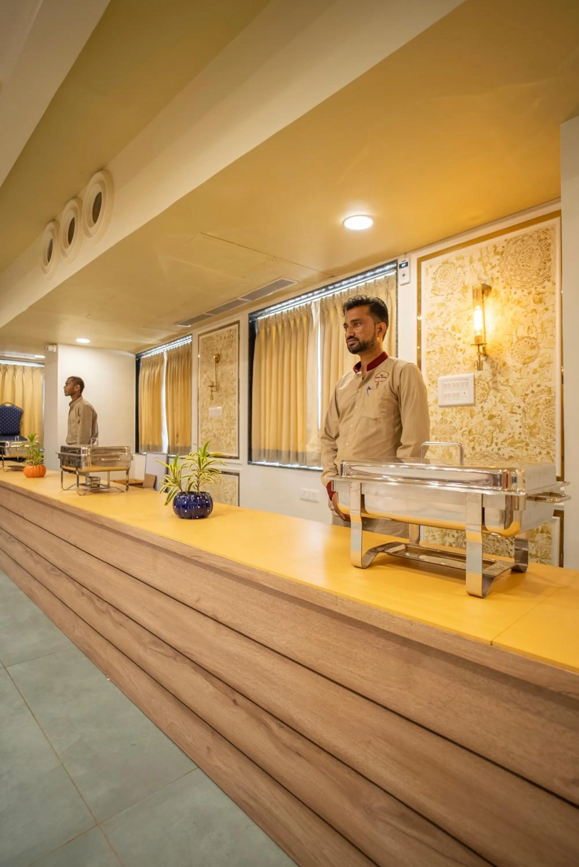 Banquet/Function facilities in The White Roots Hotel