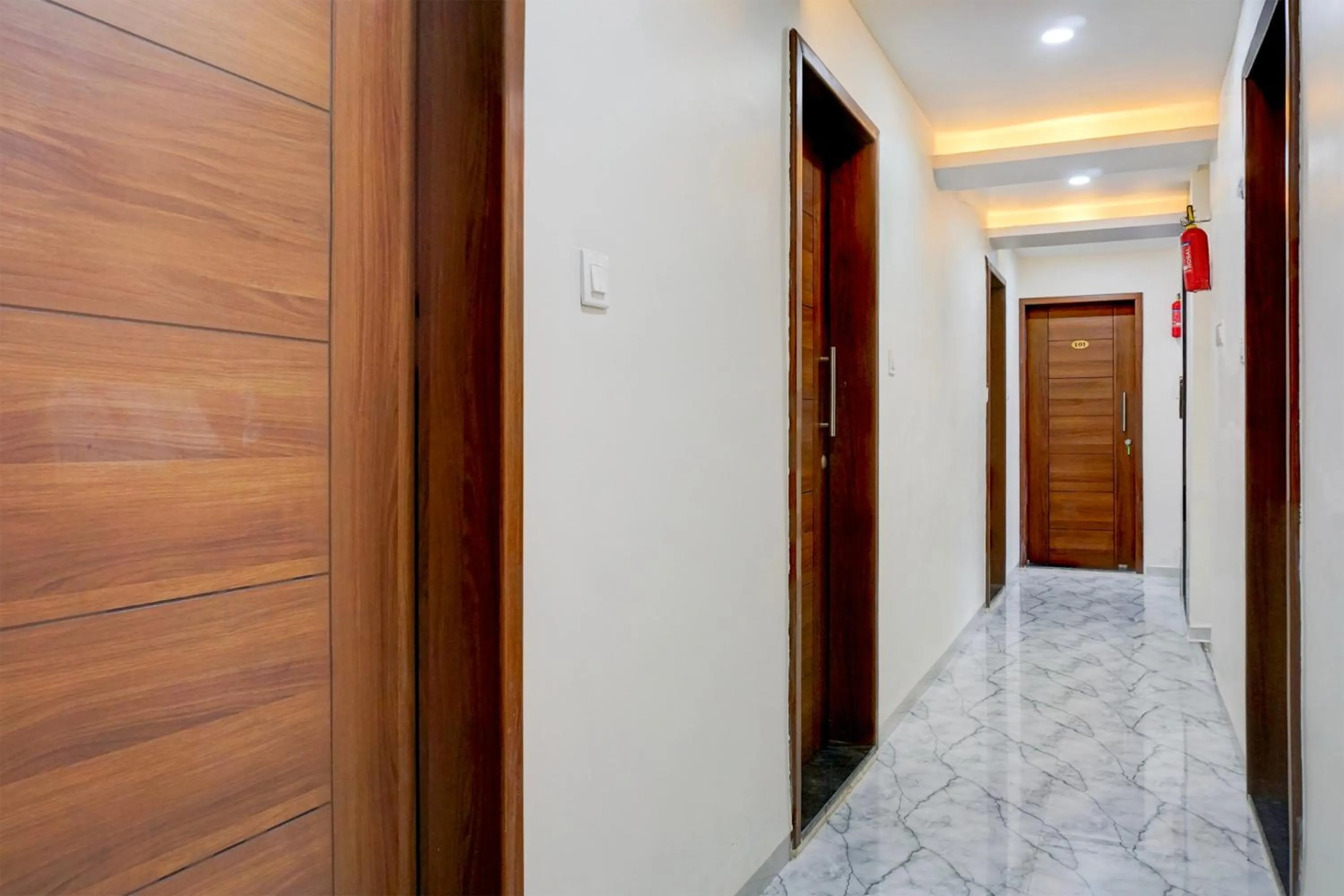 Lobby or reception in Super Collection O Blue Ridge Hinjewadi