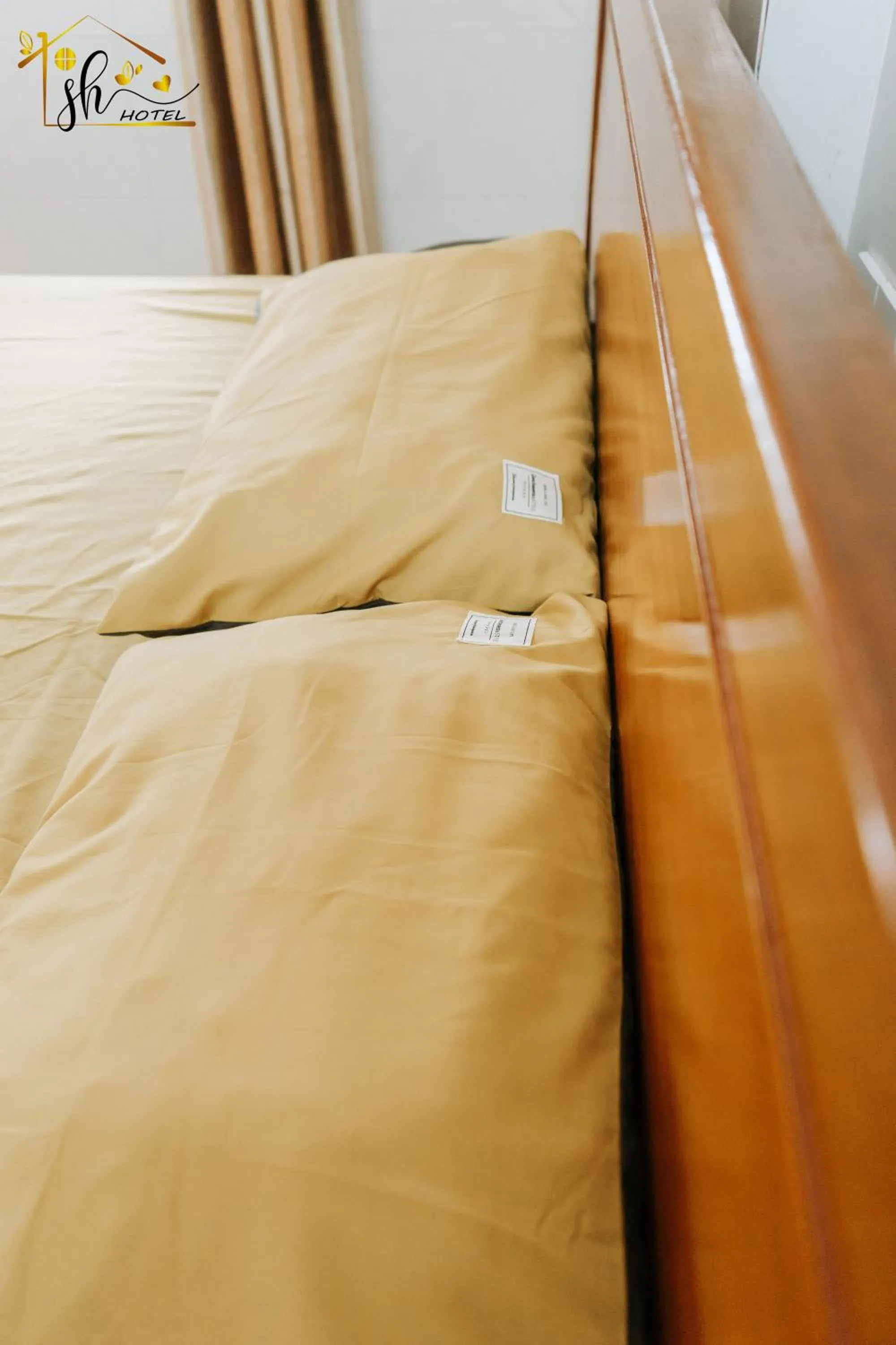 Bed in SH Hotel & Luggage storage