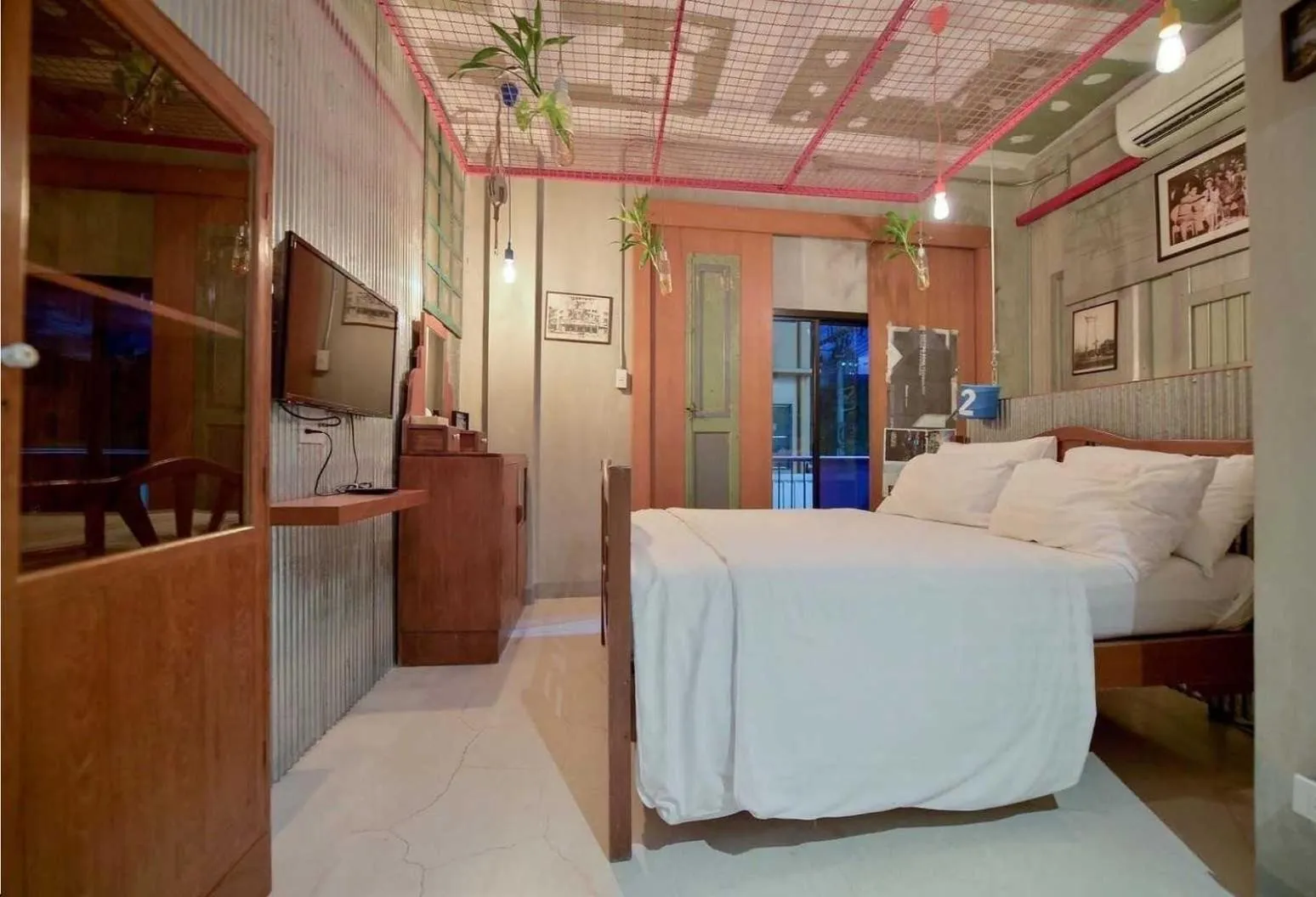 Bedroom, Bed in Collection O Jasaen Stylish Unique Hotel