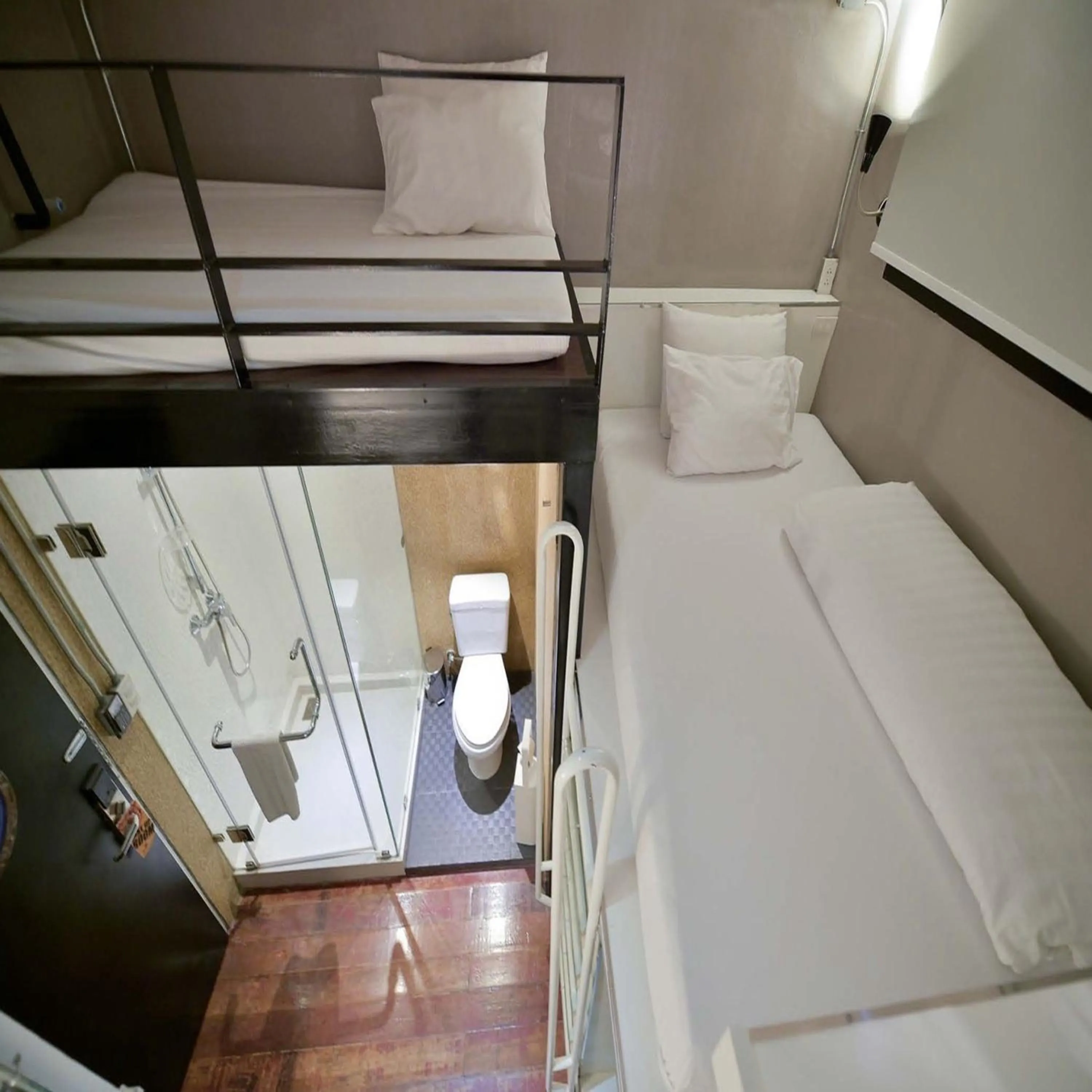 Photo of the whole room, Bed in Collection O Jasaen Stylish Unique Hotel