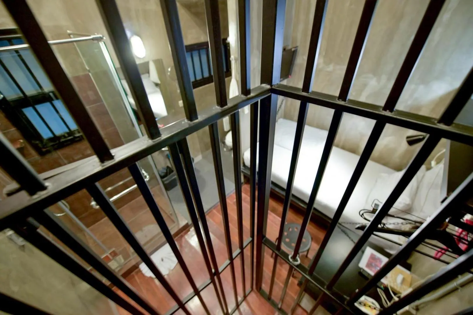 Photo of the whole room in Collection O Jasaen Stylish Unique Hotel