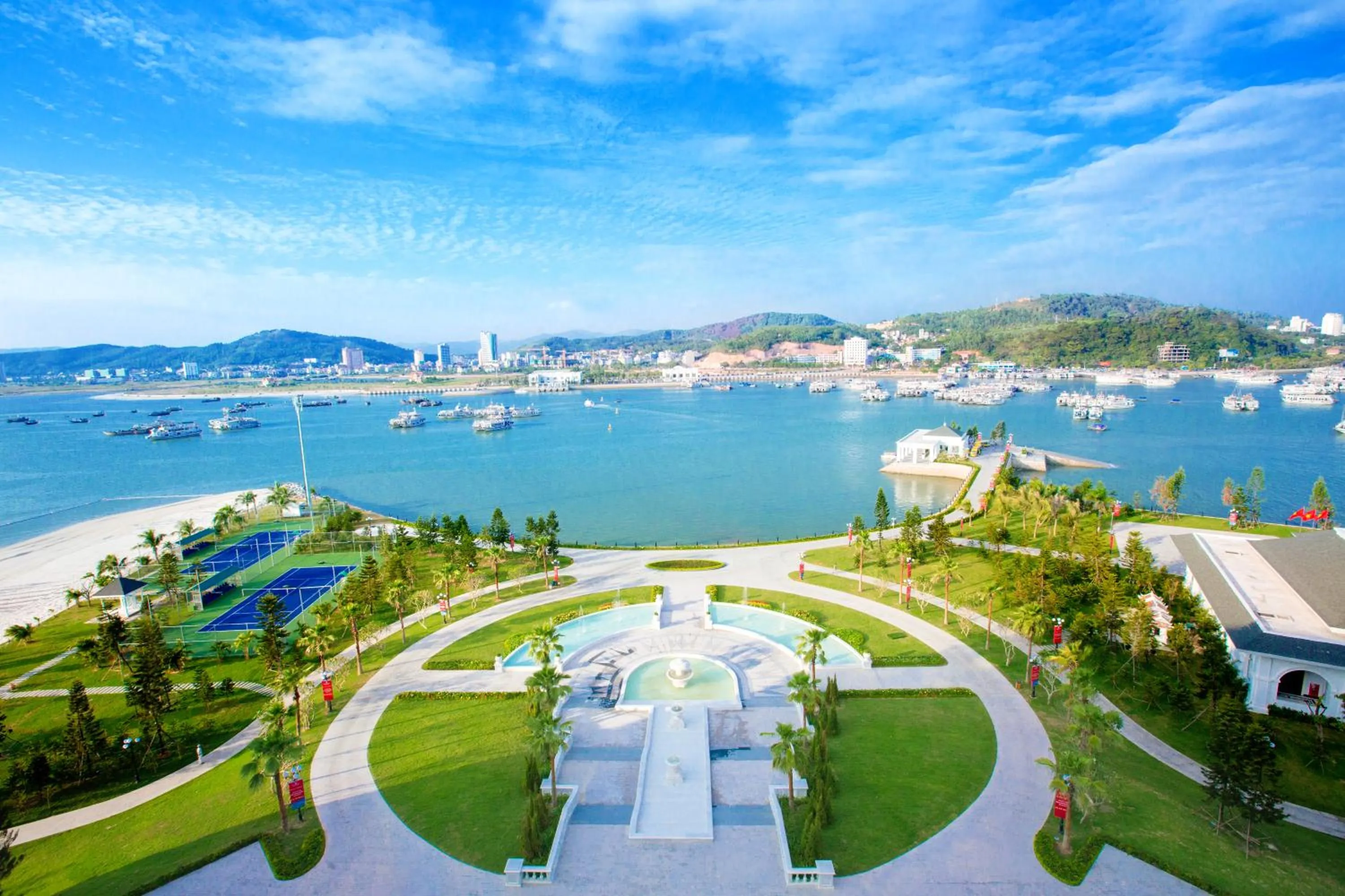 View (from property/room) in Vinpearl Resort & Spa Ha Long
