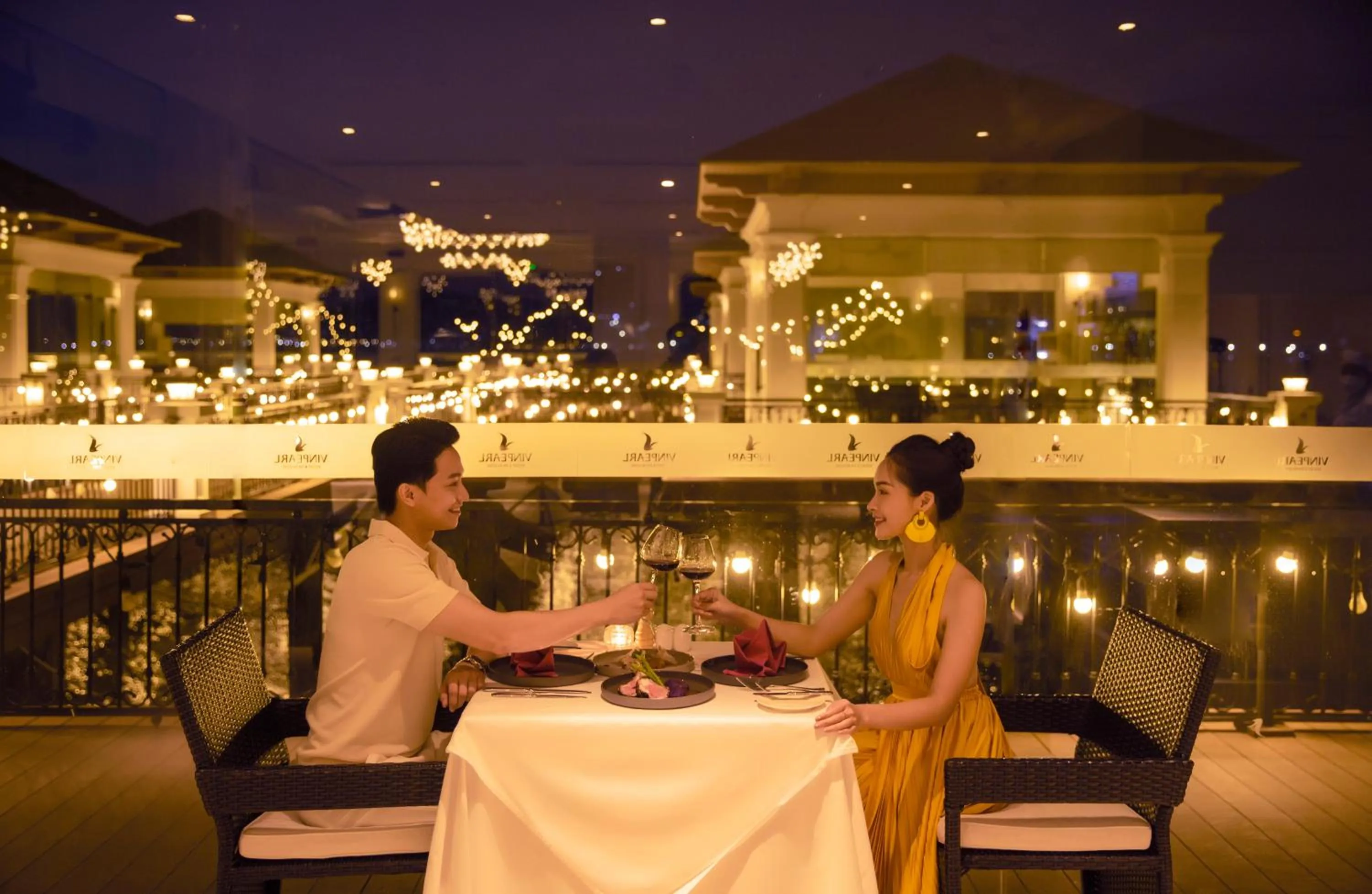 Restaurant/places to eat in Vinpearl Resort & Spa Ha Long