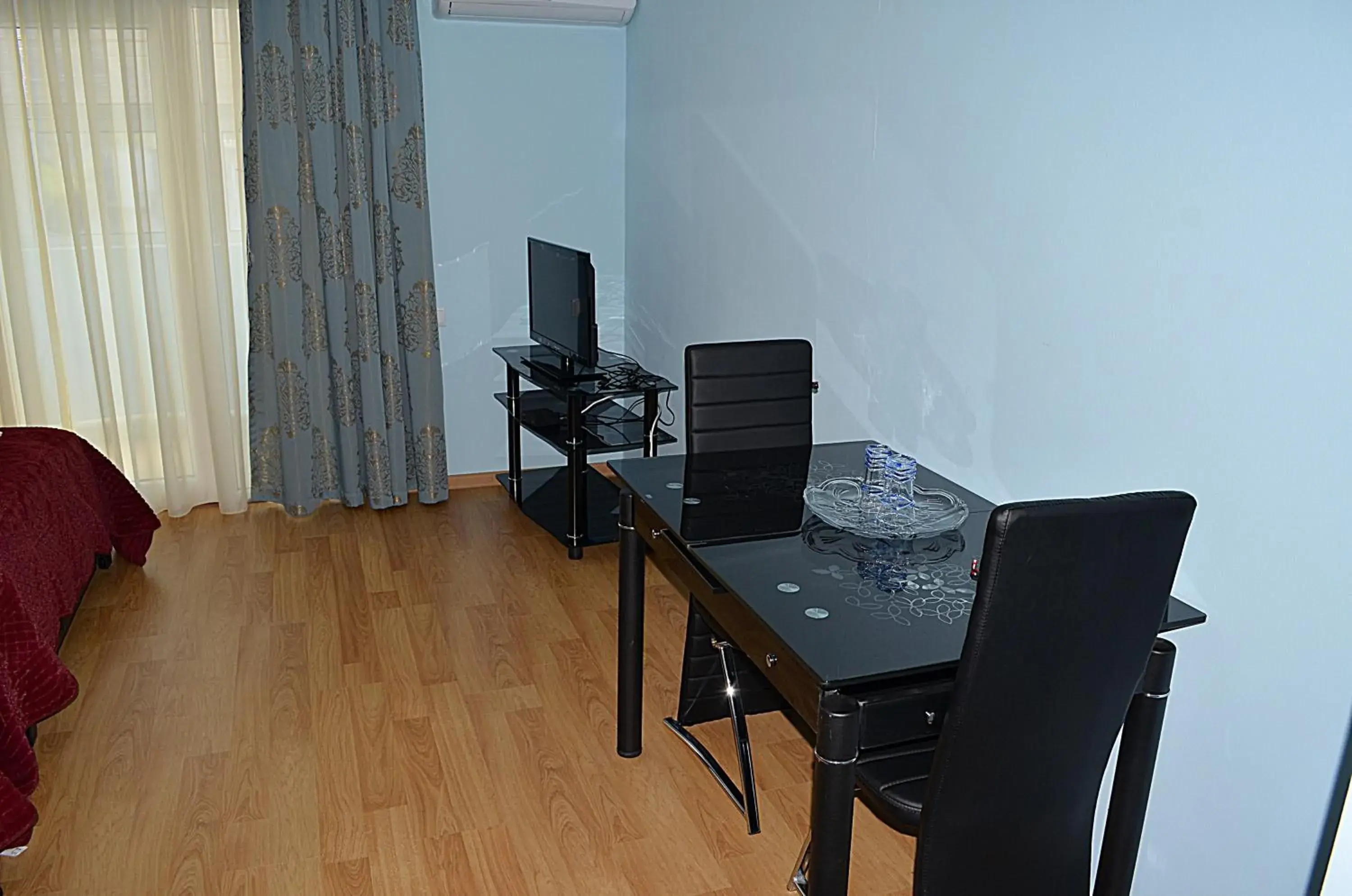 Twin Room - single occupancy in Hotel Okriba Twin Room - single occupancy in Hotel Okriba