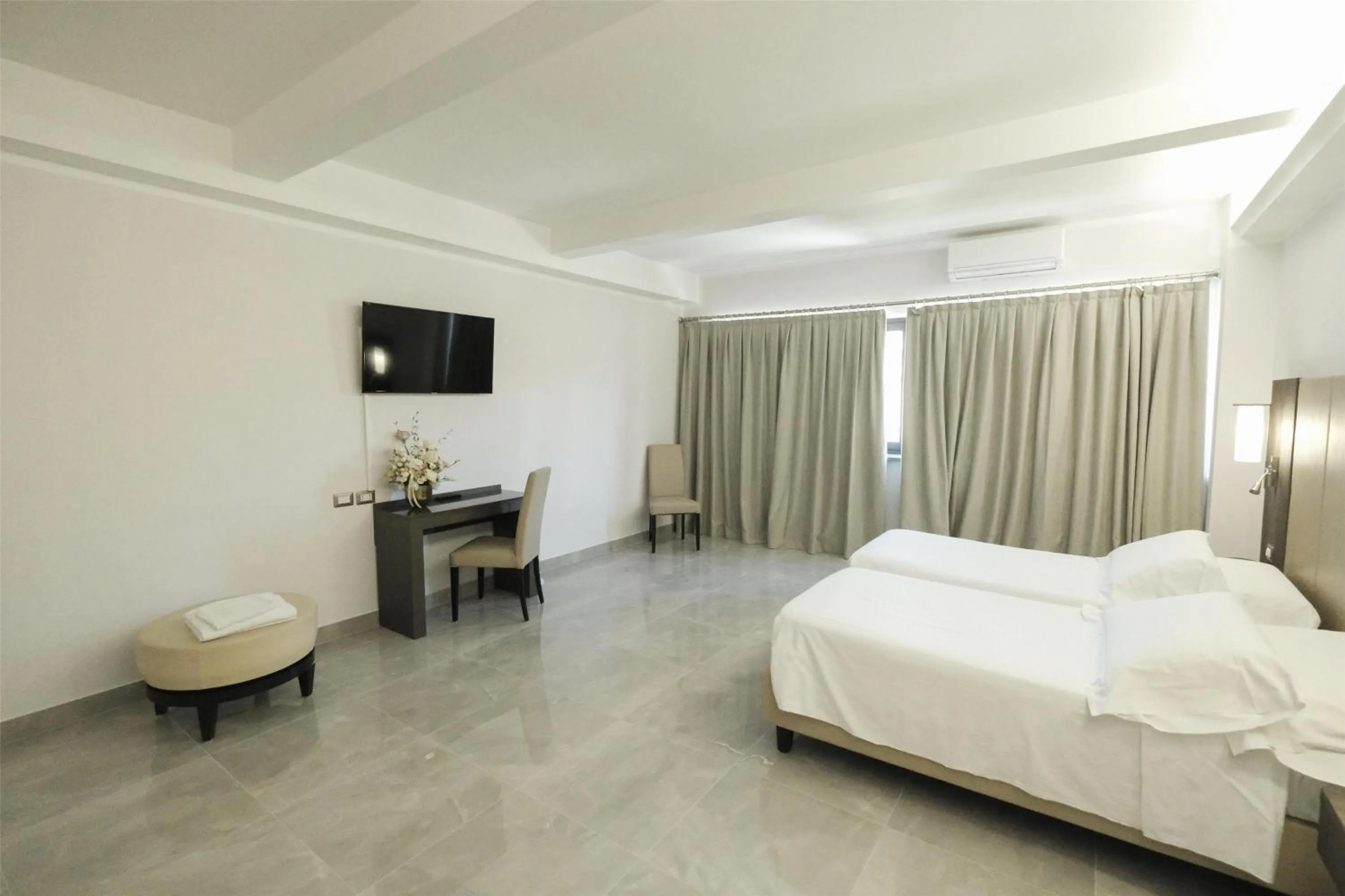 Bedroom, Bed in Best Western Grand Hotel Catanzaro