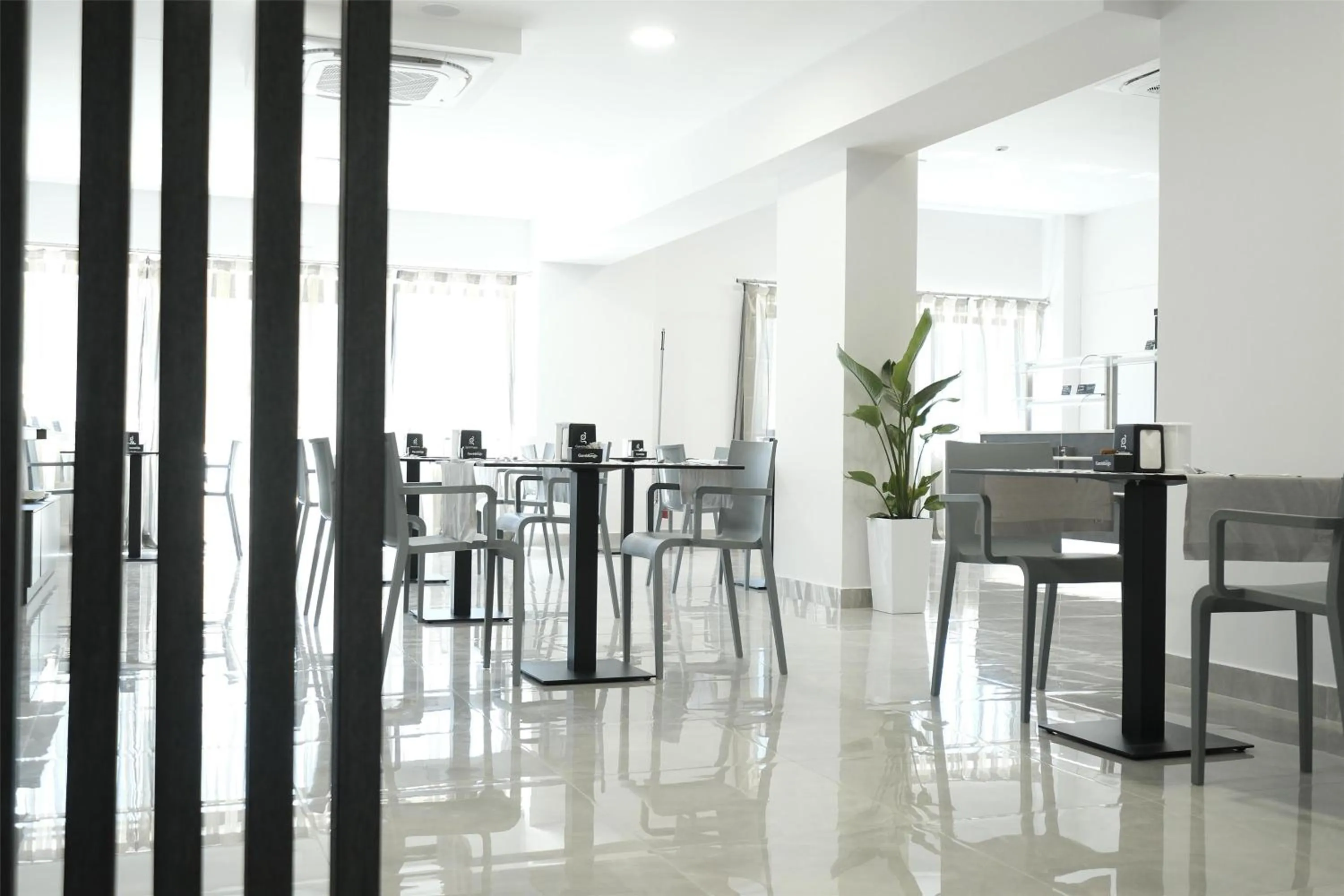 Restaurant/places to eat in Best Western Grand Hotel Catanzaro