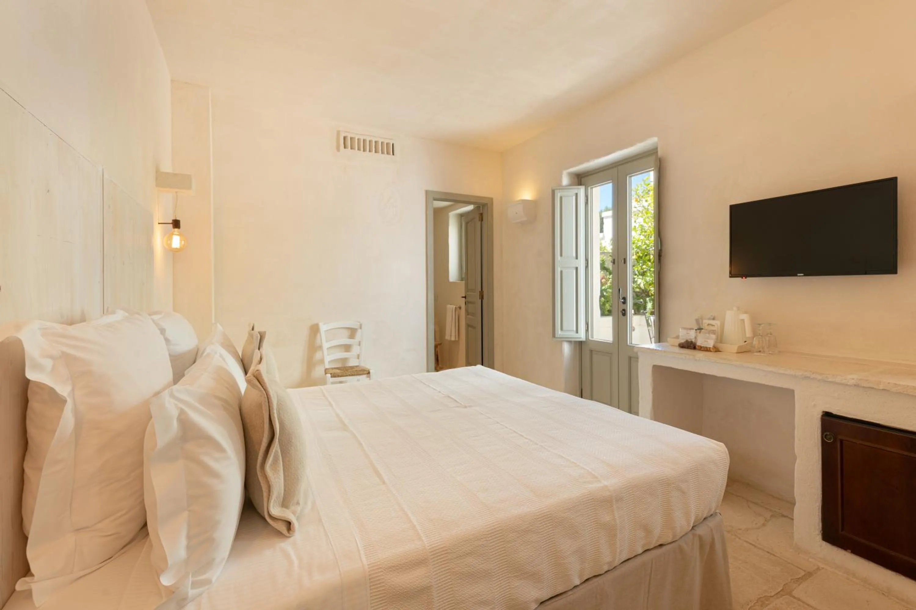 Bedroom, Bed in Masseria Le Carrube