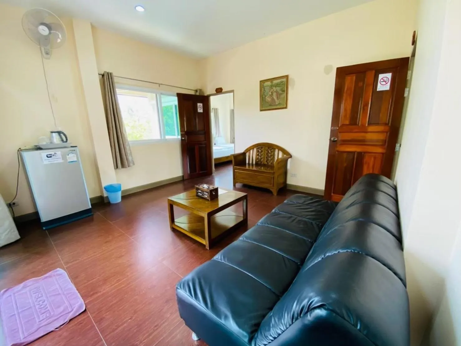 TV and multimedia in Baan Suan Khun Yaiy