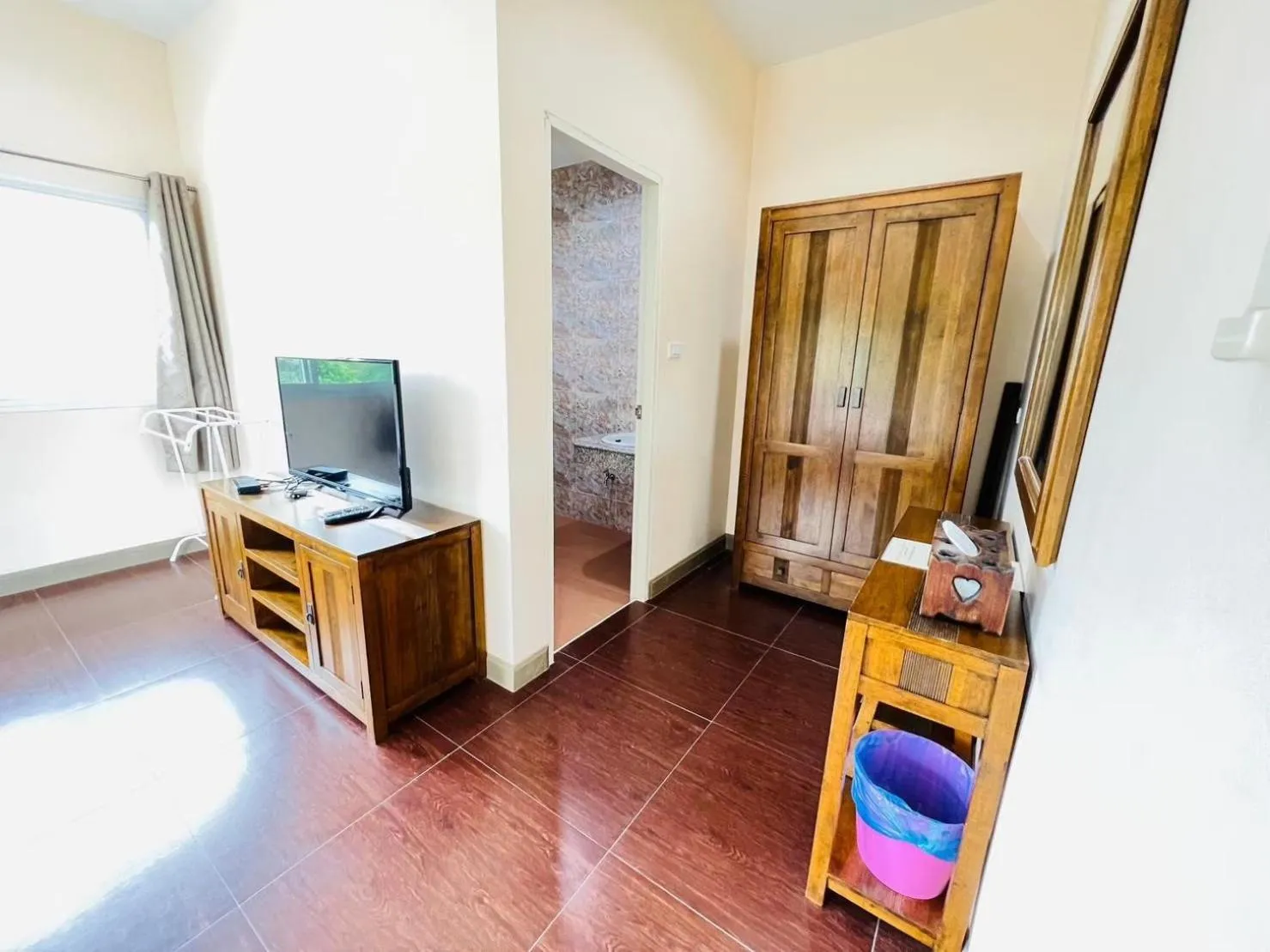 TV and multimedia in Baan Suan Khun Yaiy