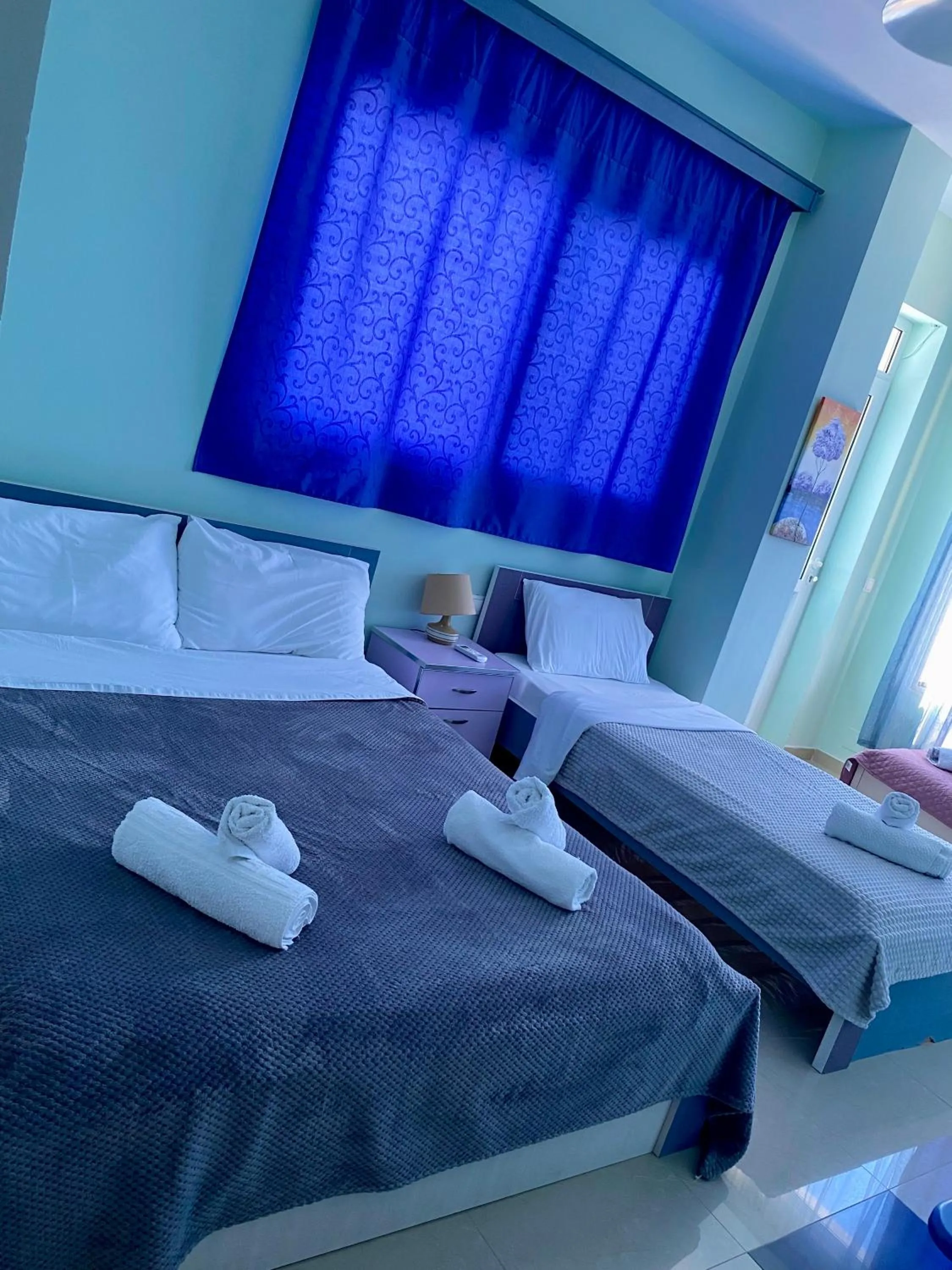 Kalemi's Beachside Hotel