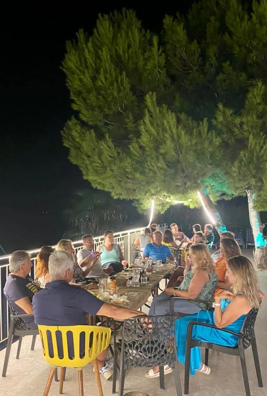 Kalemi's Beachside Hotel