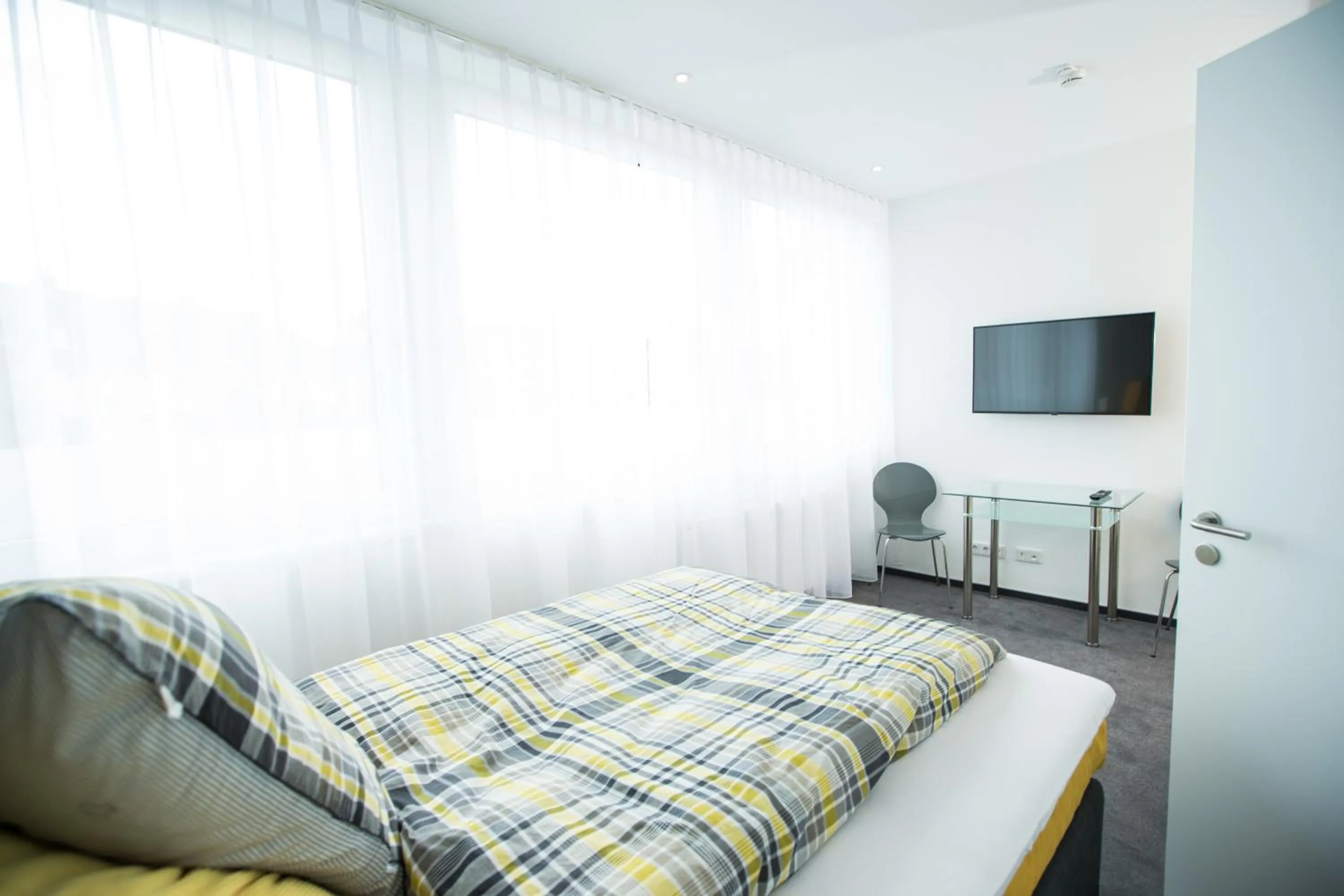 TV and multimedia, Bed in Design Sleepy Cologne