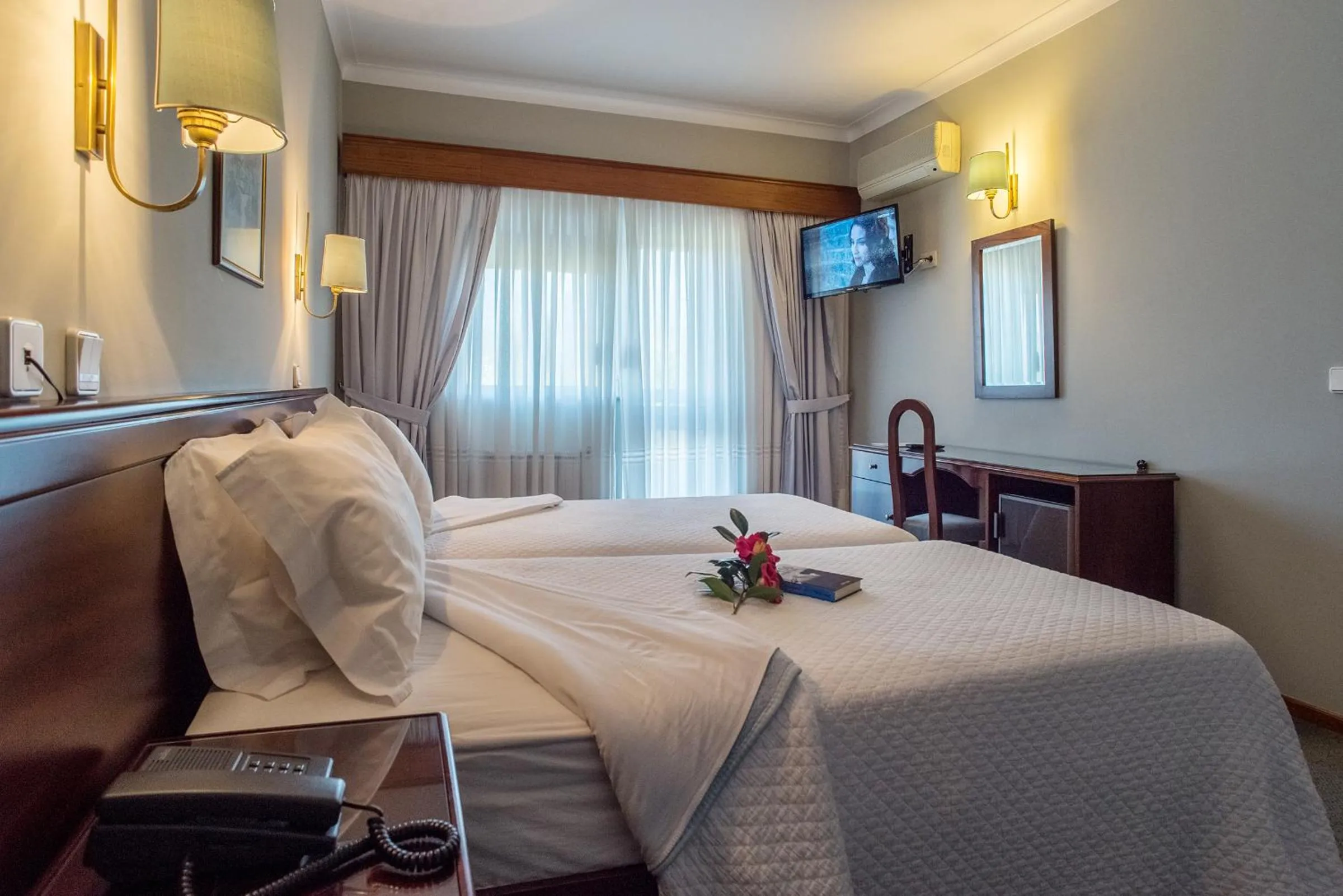 Bed in Hotel Boavista II