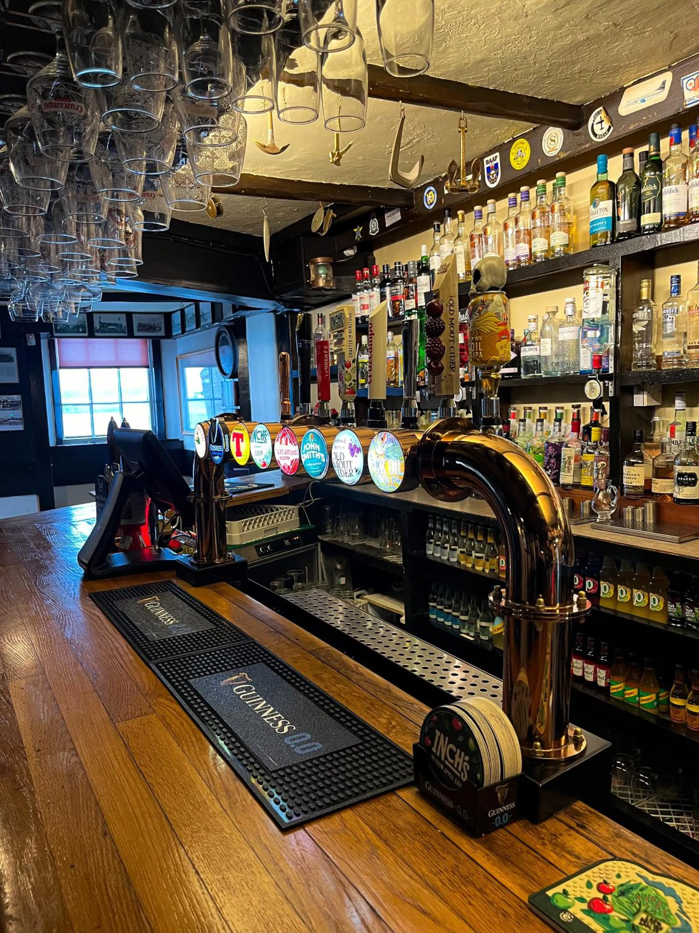 Lounge or bar in Crown and Anchor Inn