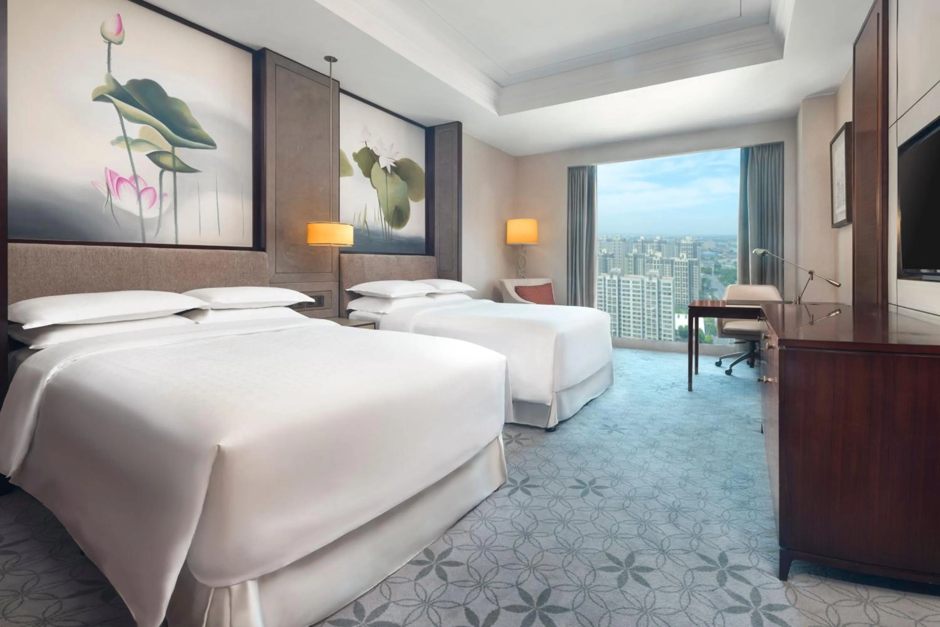 Photo of the whole room, Bed in Sheraton Shanghai Jiading Hotel