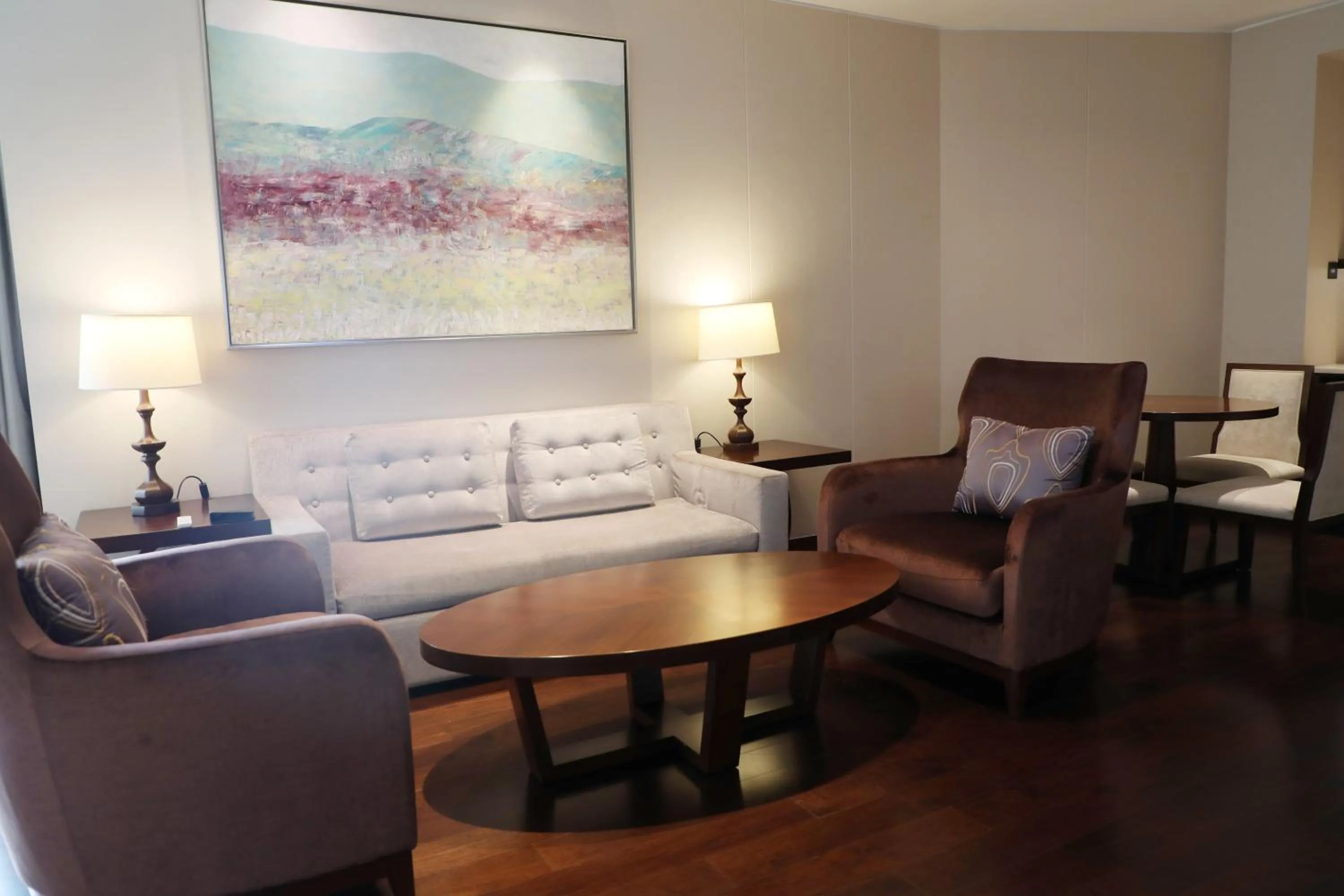 Living room in Sheraton Shanghai Jiading Hotel