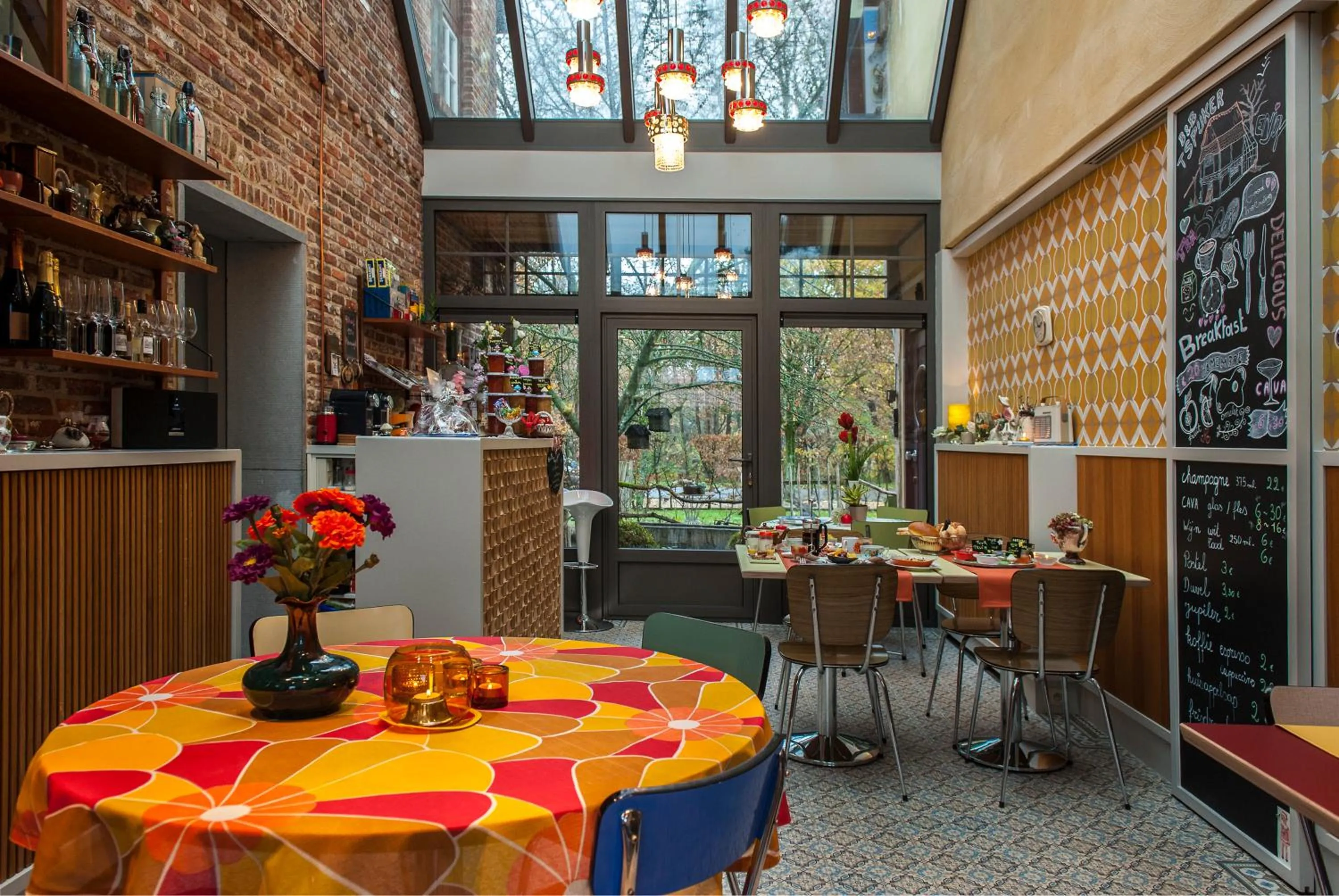 Food and drinks in B&B Tspijker