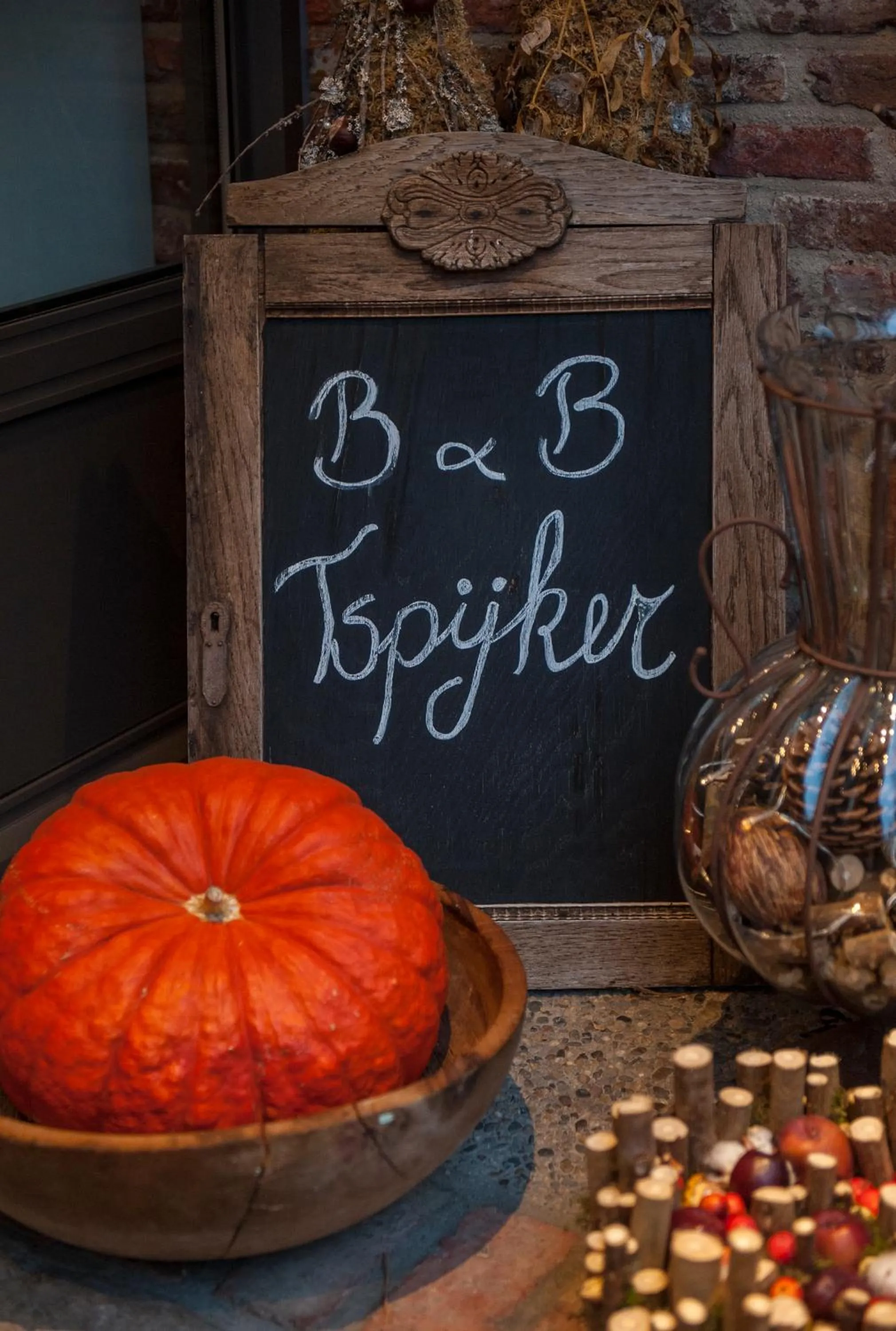 Property logo or sign in B&B Tspijker