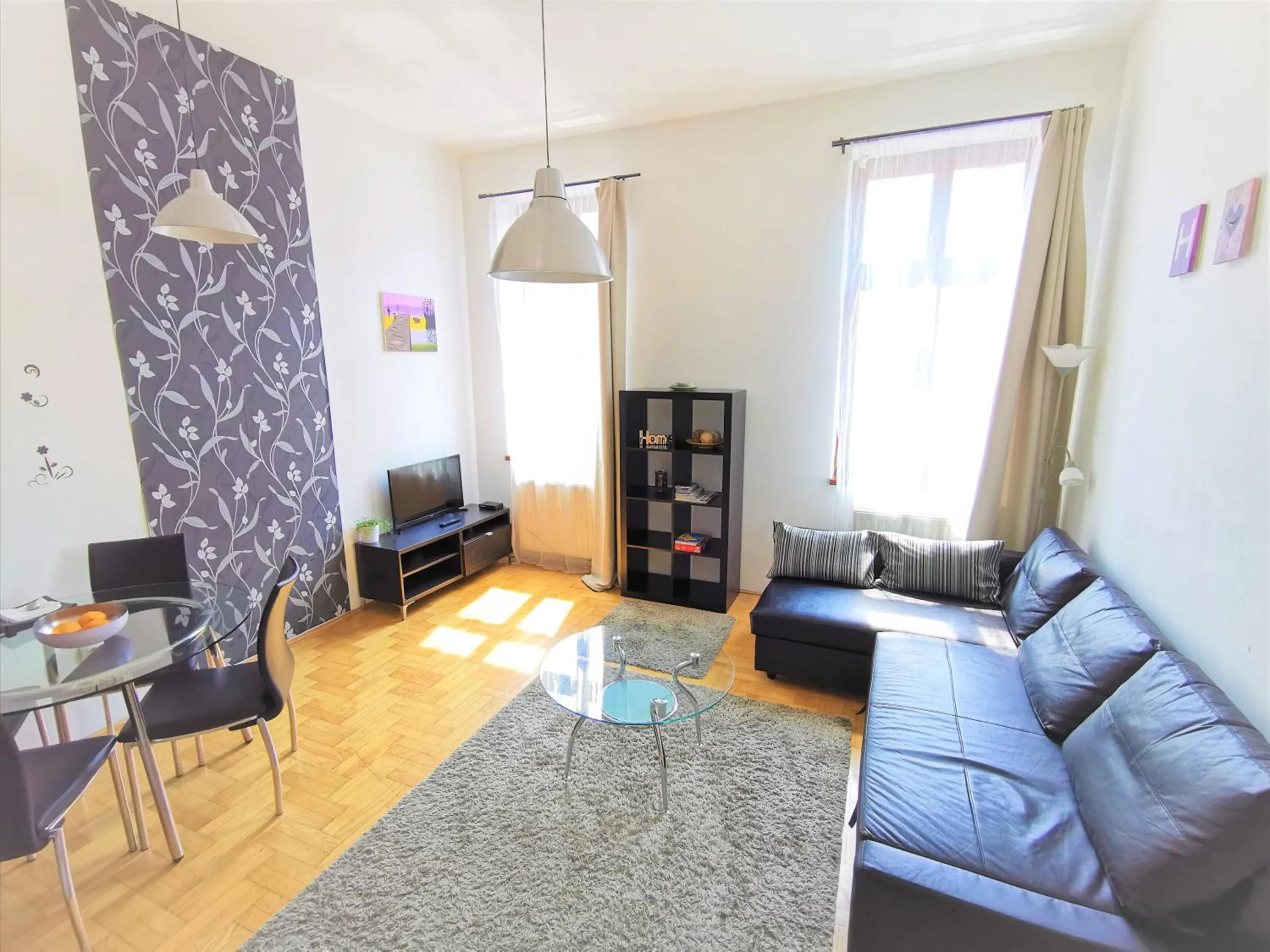 TV and multimedia in Gozsdu Apartment